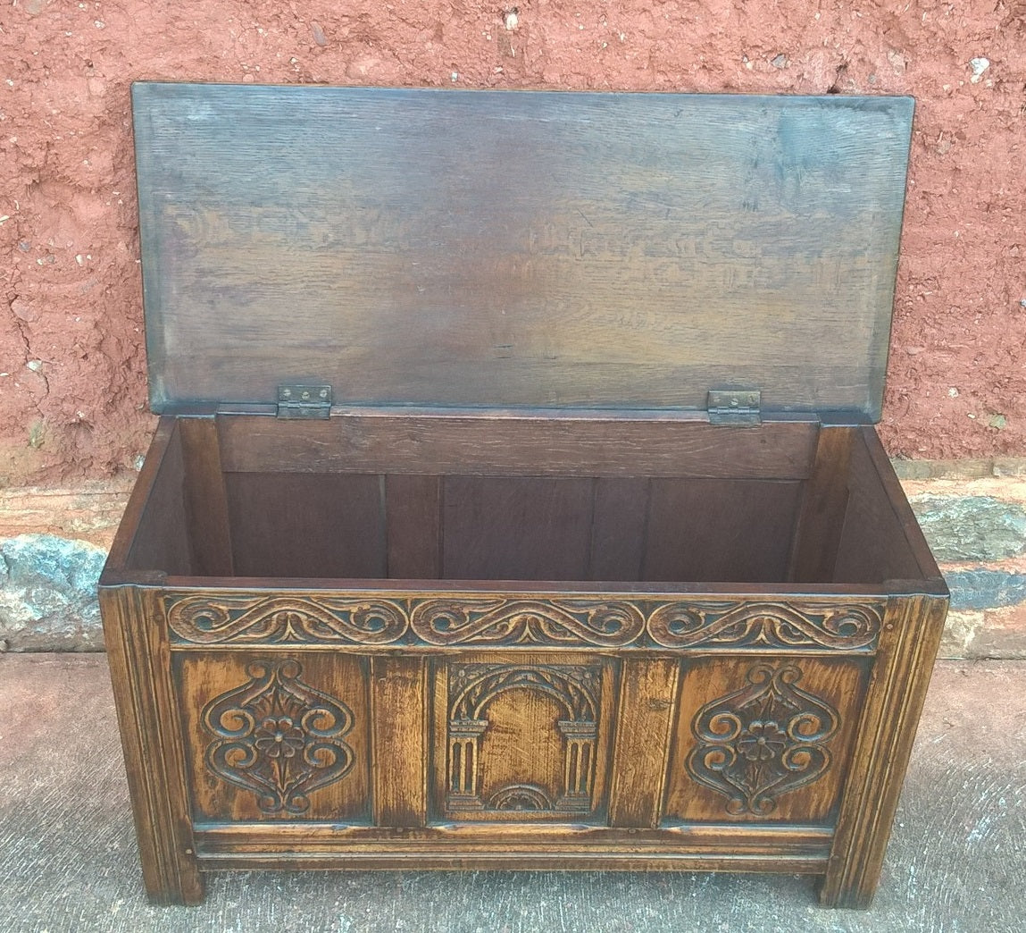Gorgeous Small Carved Oak Coffer / Vintage Storage Chest