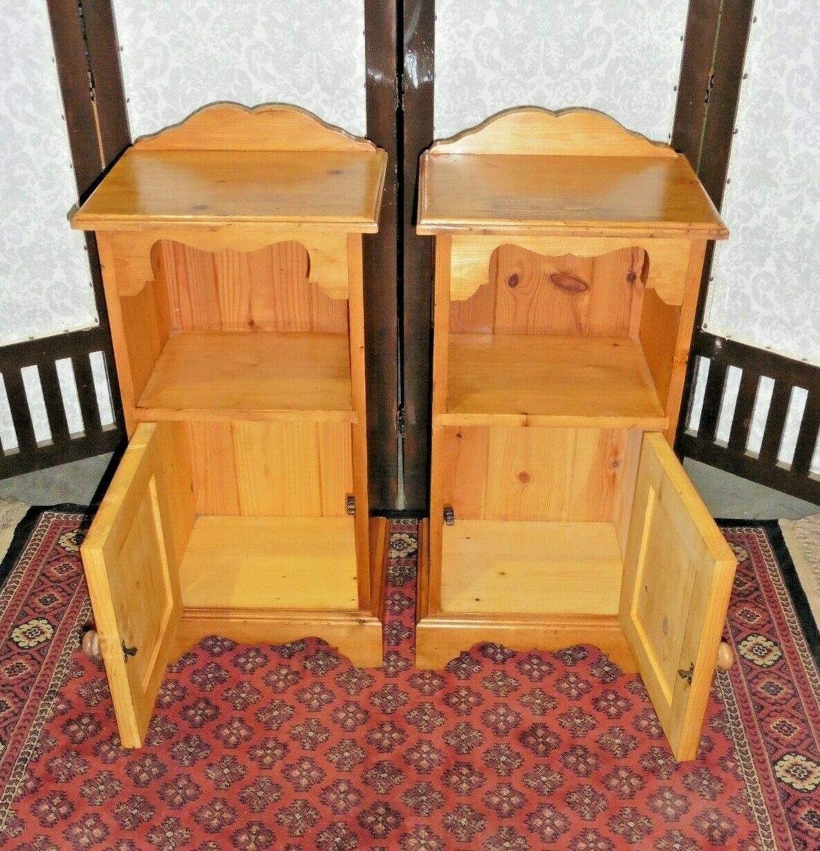 381.....A Pair Of Refinished Bedside Cabinets / Bedside Tables