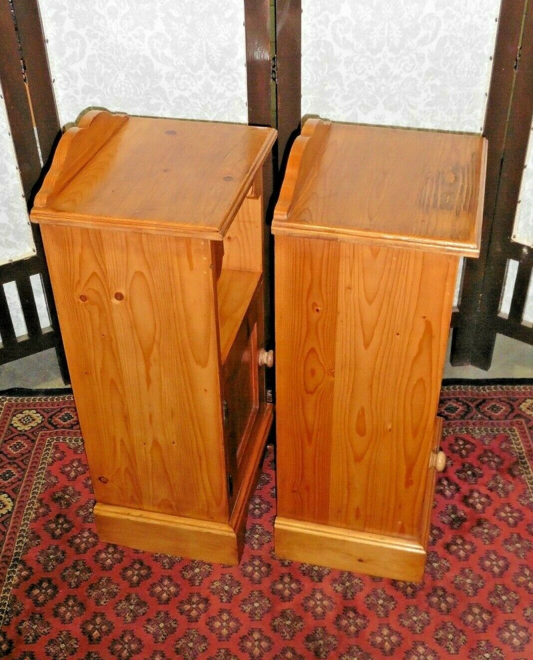 381.....A Pair Of Refinished Bedside Cabinets / Bedside Tables
