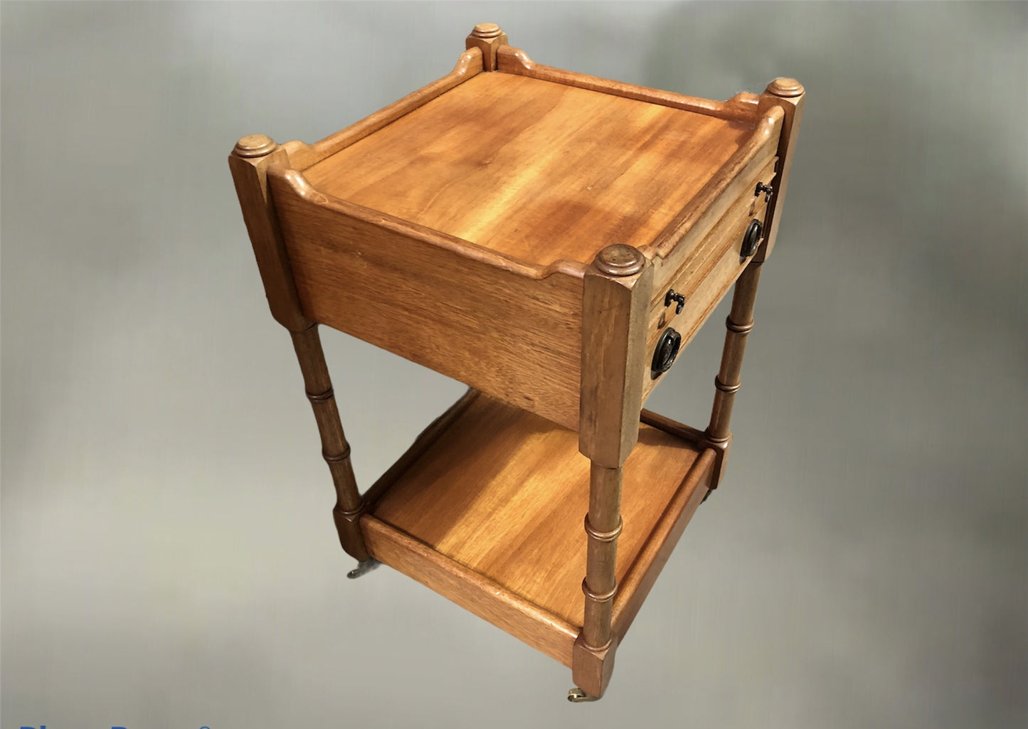 Gorgeous Pair Of Vintage Faded Mahogany Bedside Tables ( SOLD )