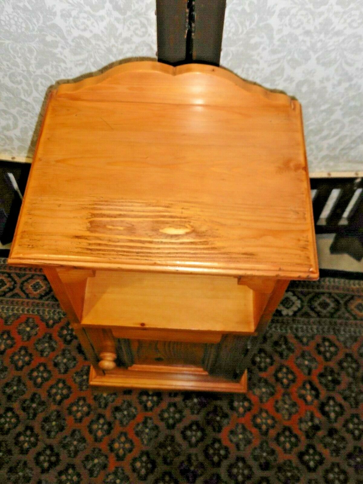 381.....A Pair Of Refinished Bedside Cabinets / Bedside Tables