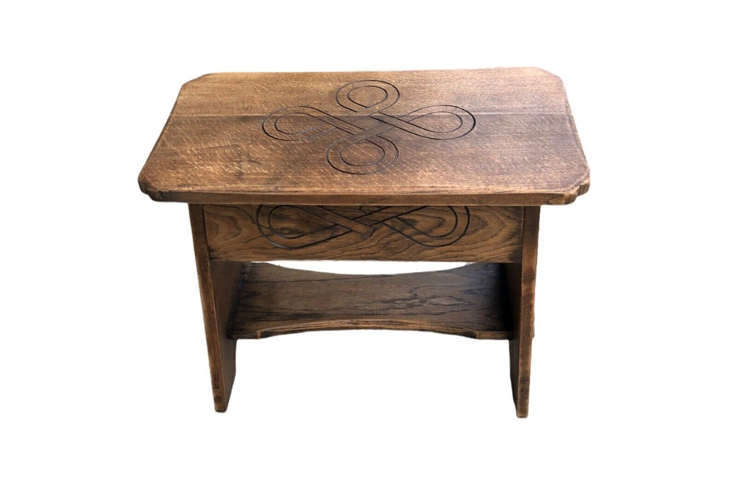 000930....Handsome Vintage Arts And Crafts Oak Stool ( sold )