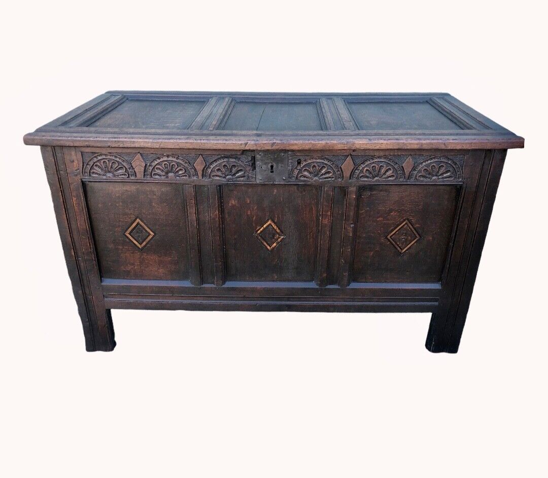 000936....Handsome Antique Oak Coffer / Storage Chest