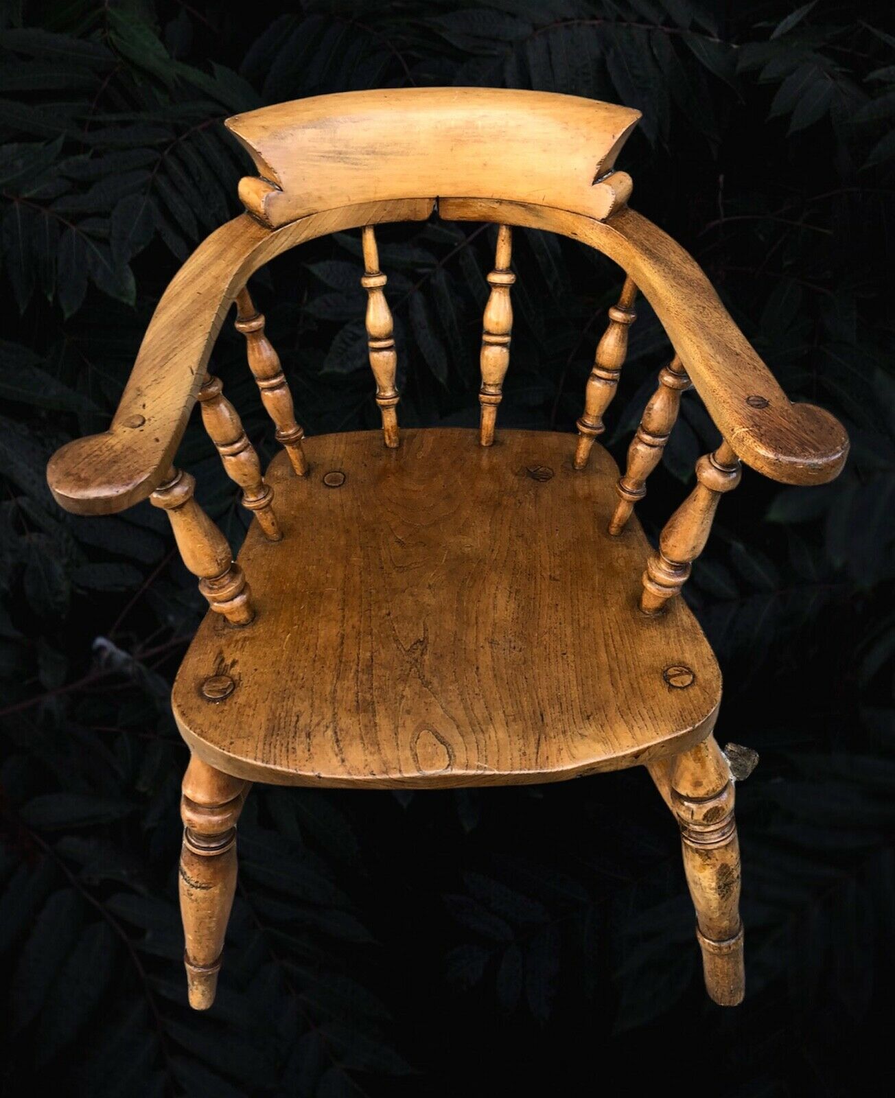 Stunning Handsome Antique Desk Chair / Smokers Bow ( SOLD )