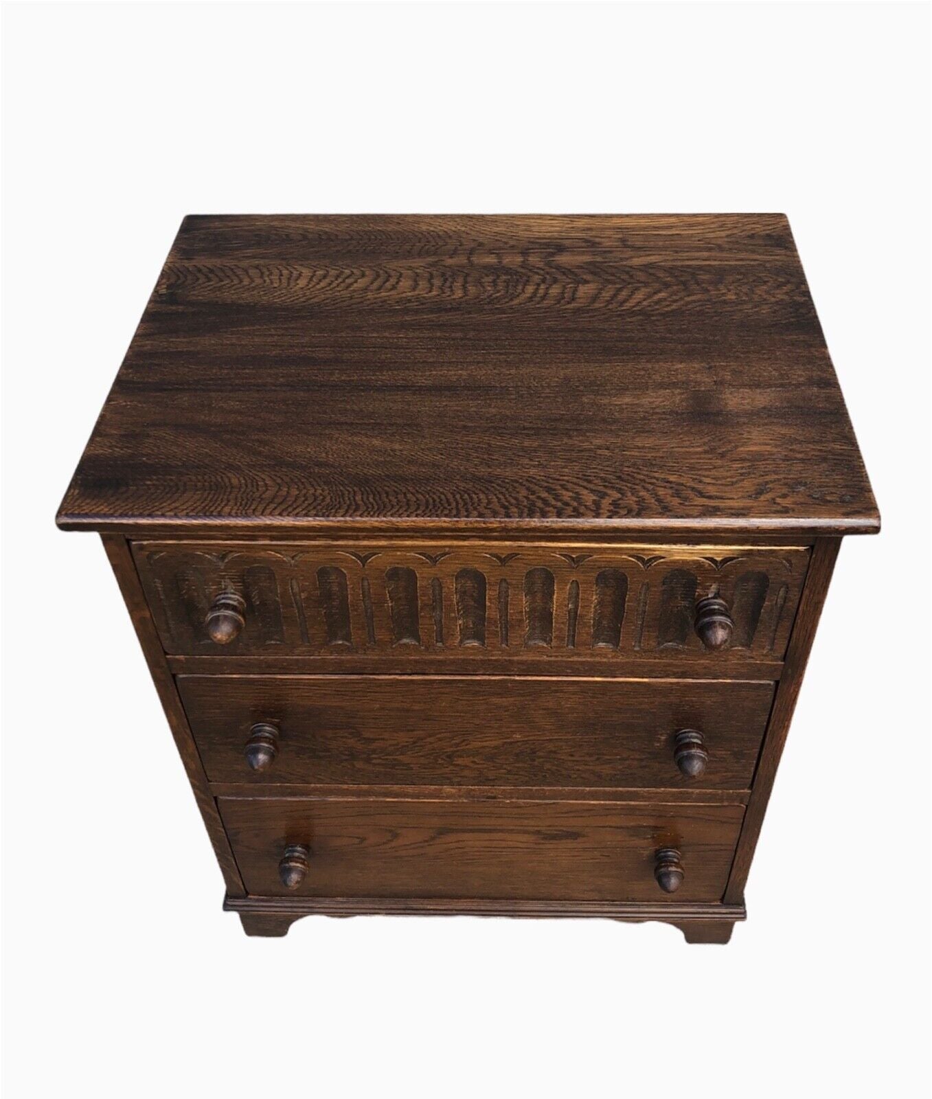 000945....Vintage Oak Bedside Chest / Bedside Table ( sold )