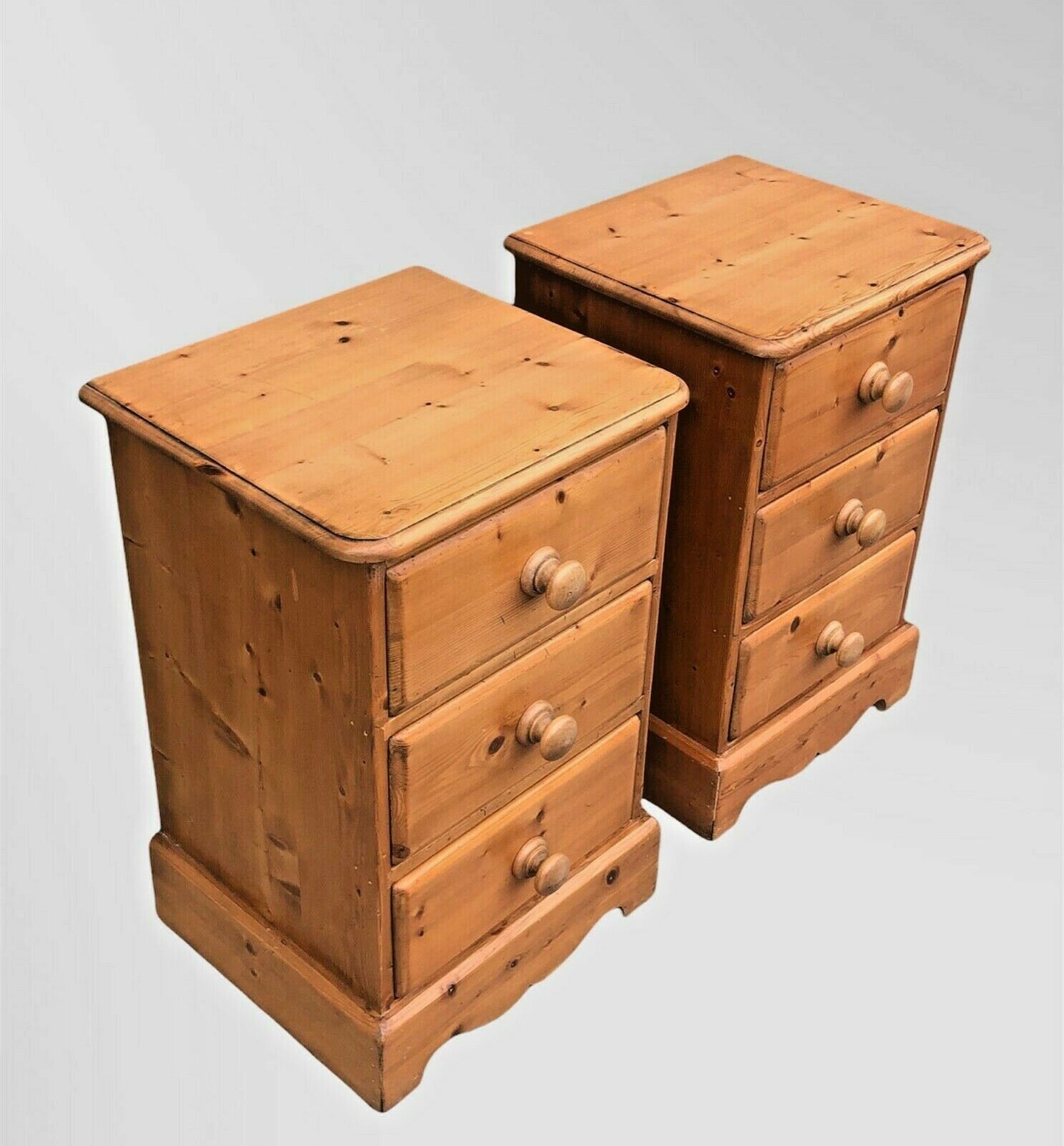 A Pair Of Vintage Heavy Pine Bedsides Chests / Bedside Tables ( SOLD )