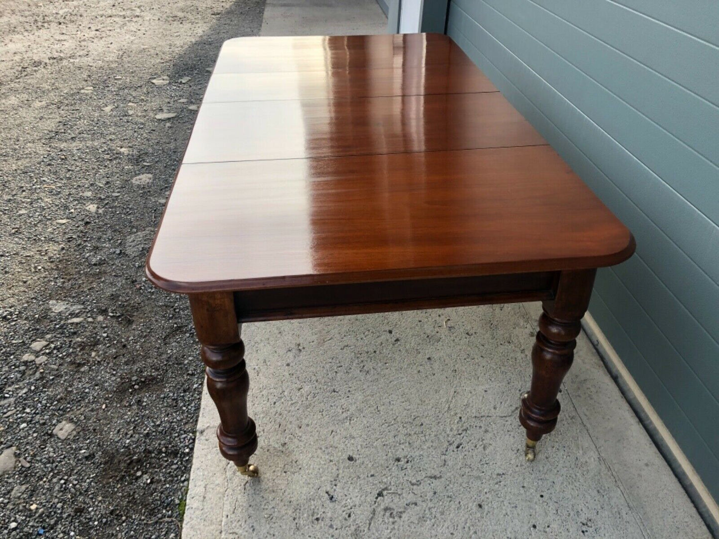 Antique Mahogany Extending Dining Table / Solid Mahogany Table ( SOLD )