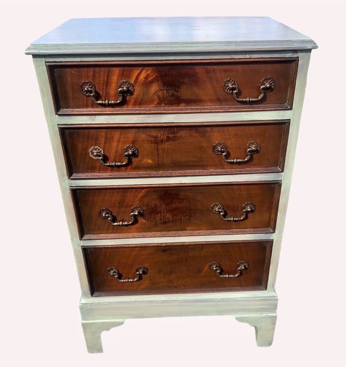 000949....Handsome Vintage Small Chest Of Drawers ( sold )