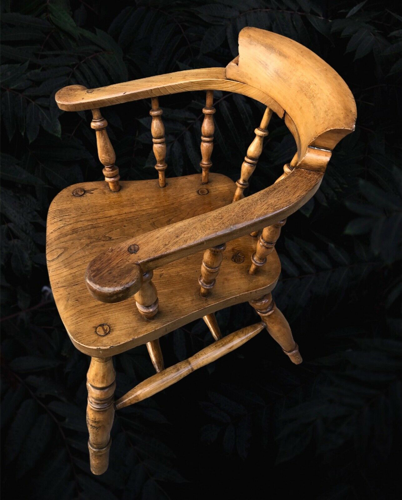 Stunning Handsome Antique Desk Chair / Smokers Bow ( SOLD )