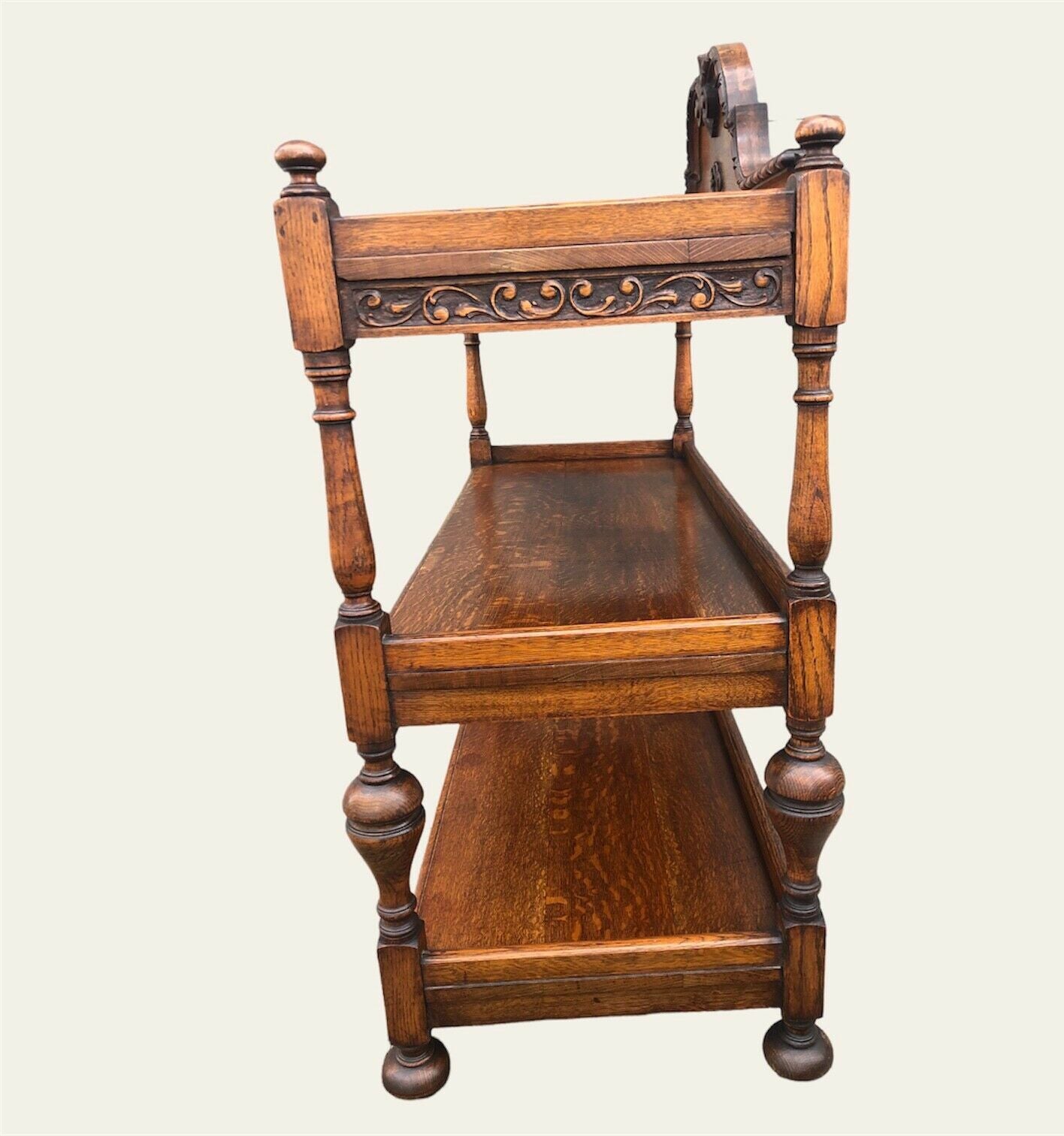 000971.....Stunning Carved Oak Antique Buffet / Sideboard ( sold )