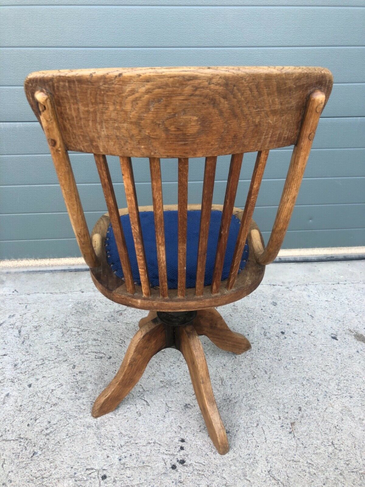 Vintage Revolving Oak Desk Chair ( SOLD )