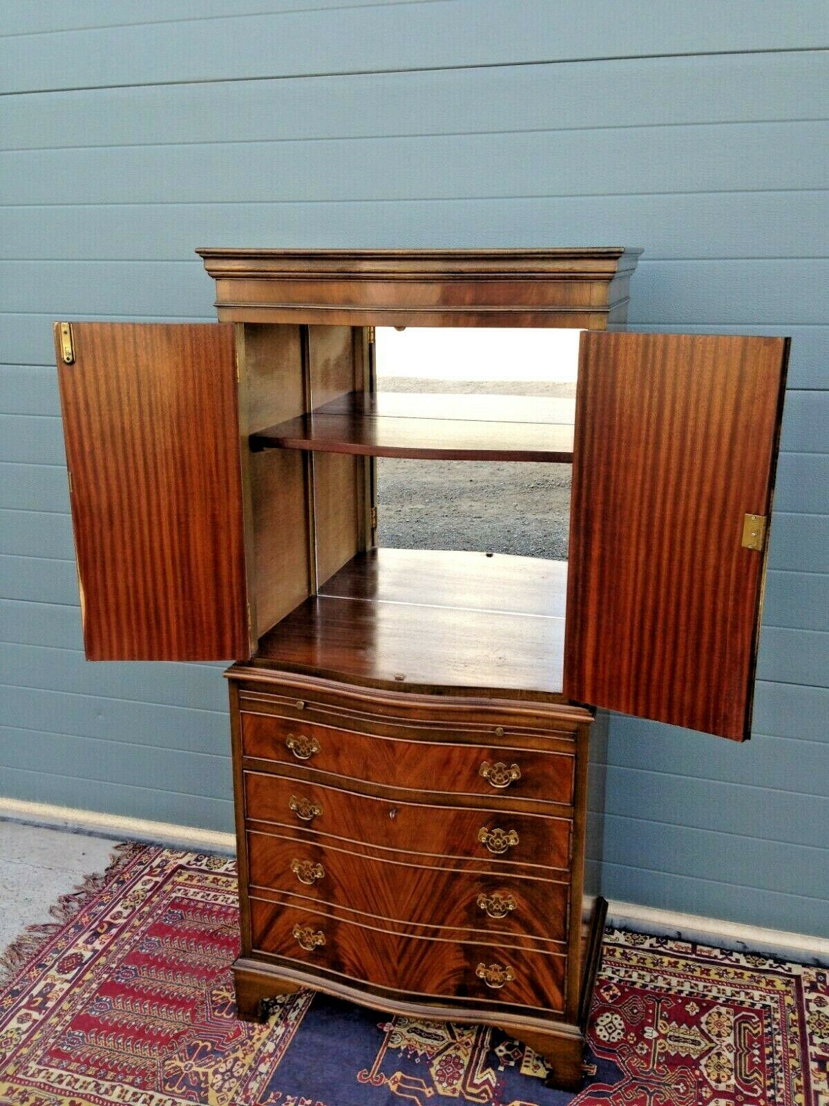 Handsome Vintage Flame Mahogany Drinks Cabinet / Vintage Cocktail Cabinet ( SOLD )