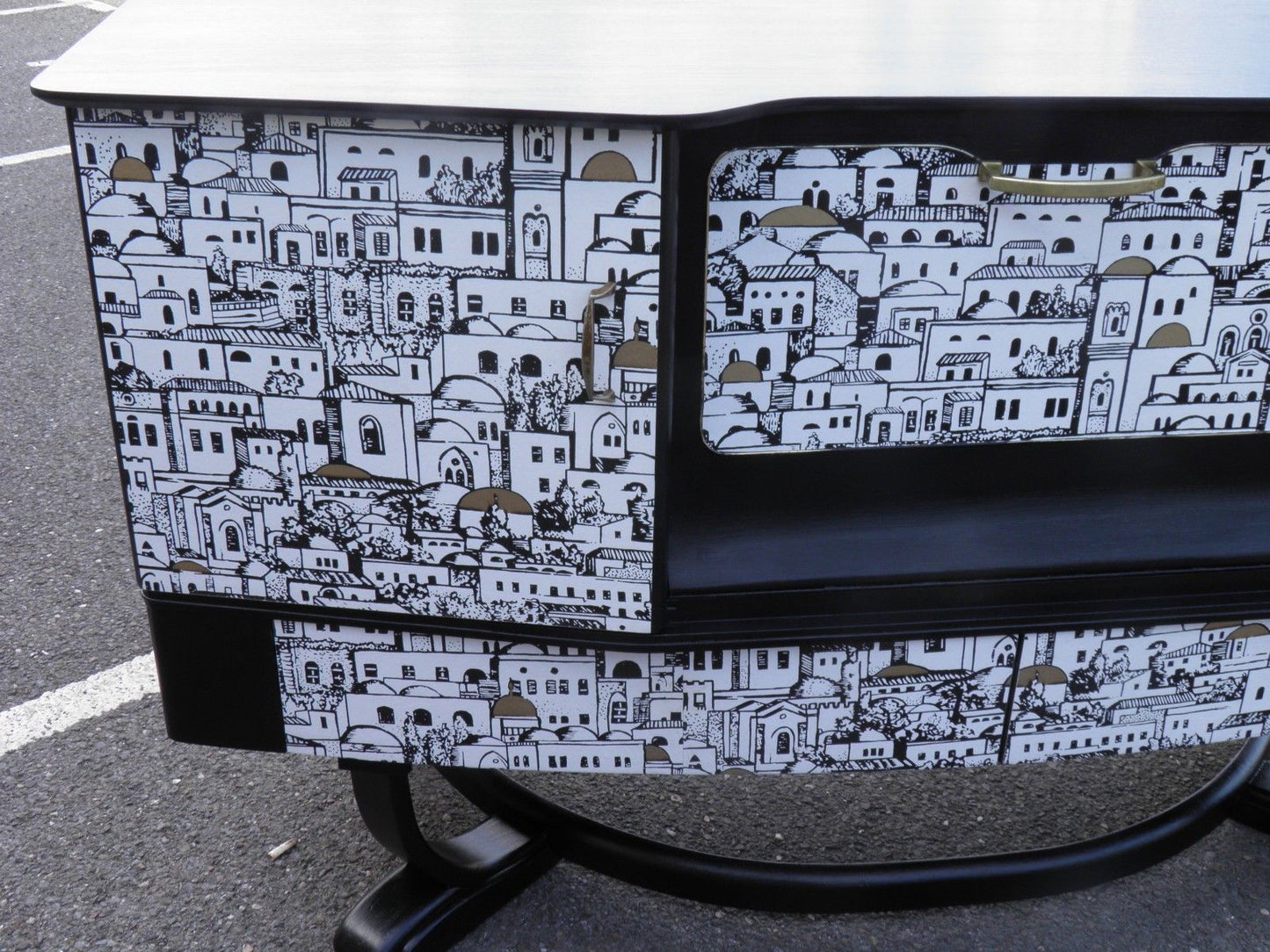 Fabulous Fornasetti Decoupage Vintage Art Deco Sideboard / Cocktail Cabinet