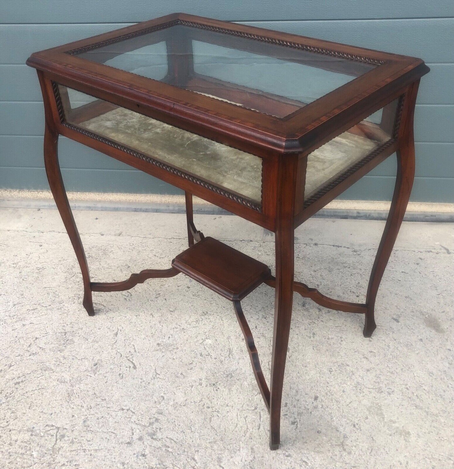 000928....Antique Bijouterie Table, Display Case ( sold )