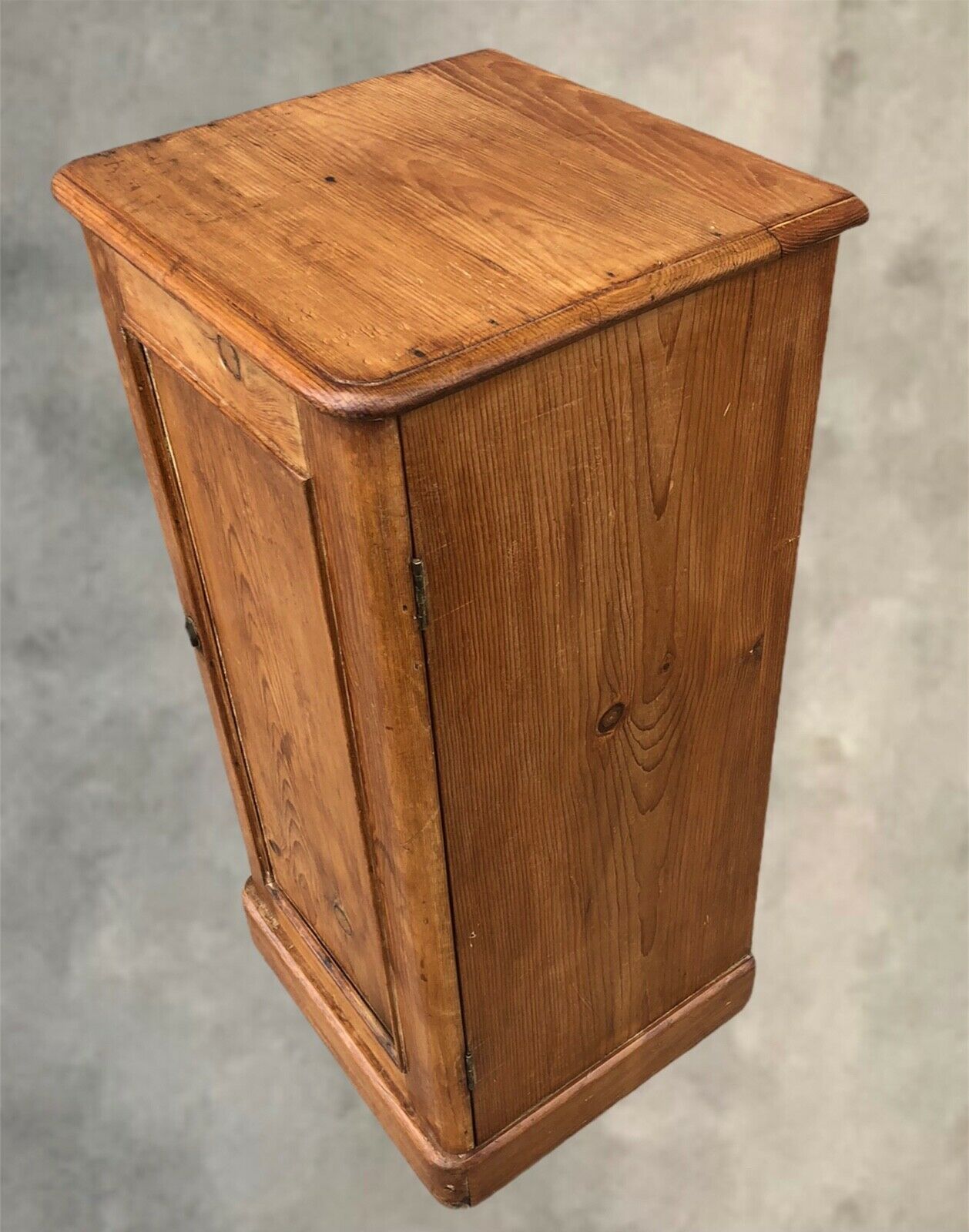 Victorian Pine Bedside Cupboard ( SOLD )