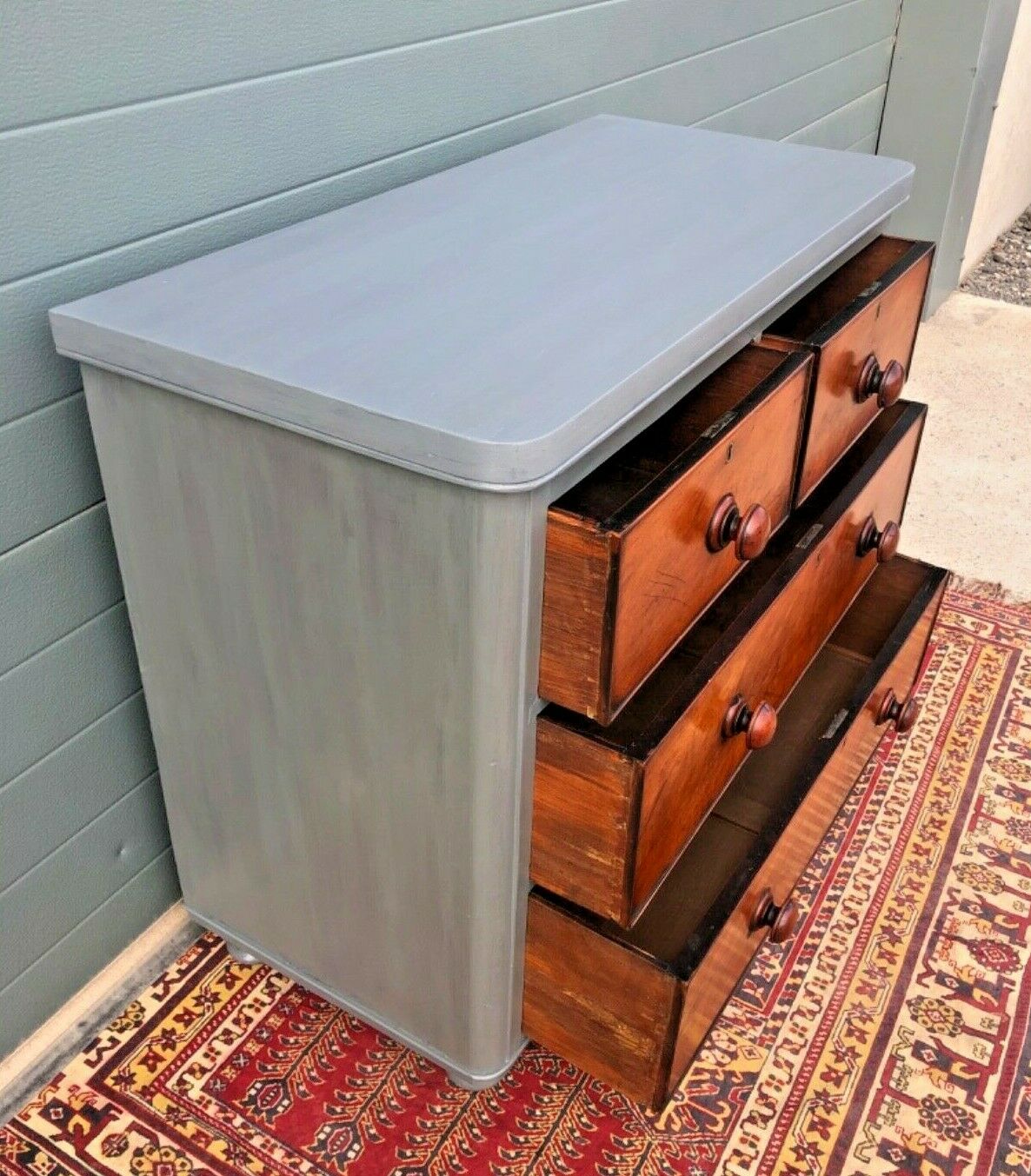Gorgeous Small Antique Mahogany Chest Of Drawers ( SOLD )