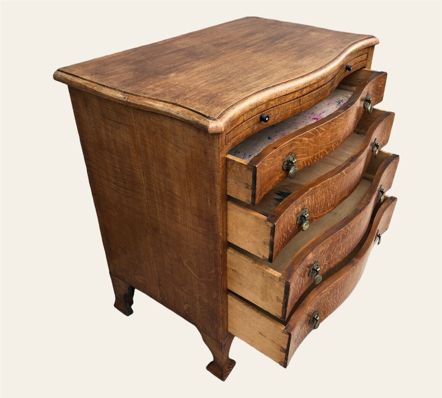 000938....Chest Of Drawers - Handsome Vintage Arts And Crafts Style Chest ( sold )