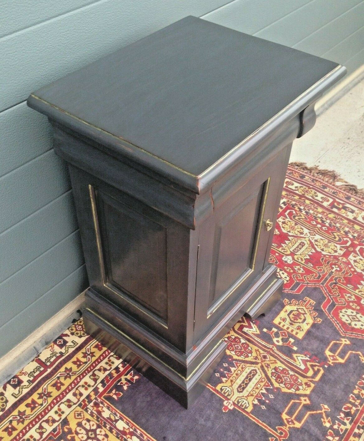 Stunning Pair Of Refinished Bedside Cabinets / Vintage Bedside Cupboards ( SOLD )