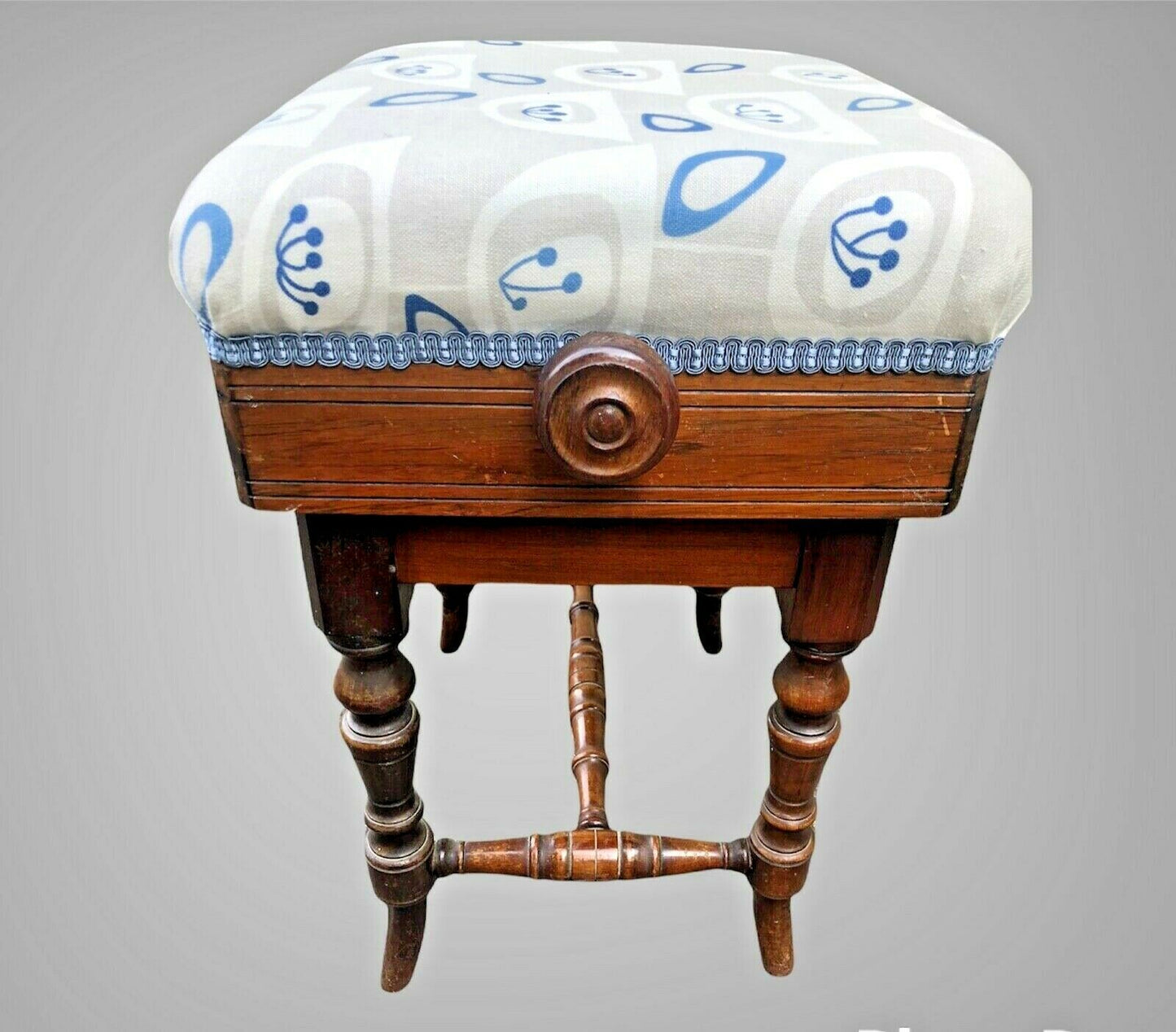 Antique Rosewood Adjustable Piano Stool ( SOLD )