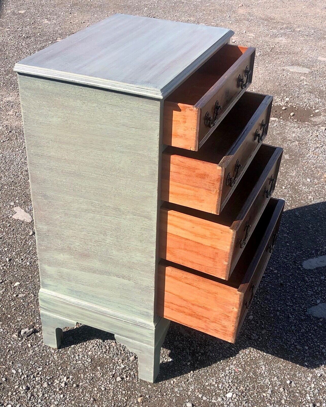 000949....Handsome Vintage Small Chest Of Drawers ( sold )