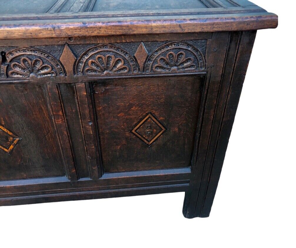 000936....Handsome Antique Oak Coffer / Storage Chest