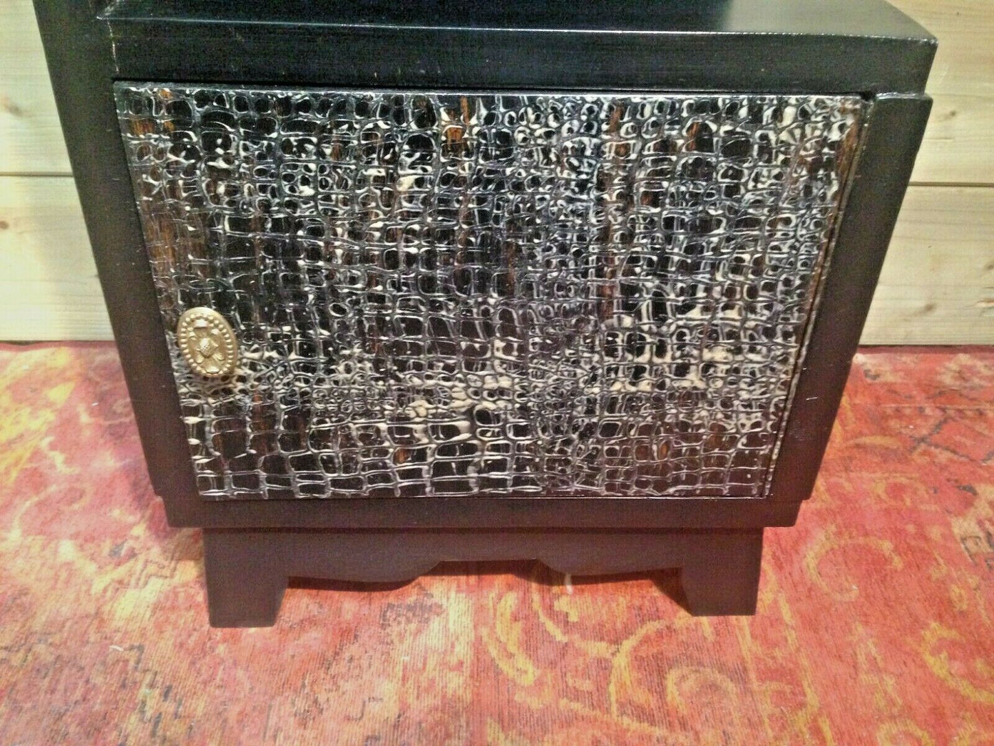 Stunning Pair Of Art Deco Bedside Cabinets / Vintage Bedside Tables (SOLD )