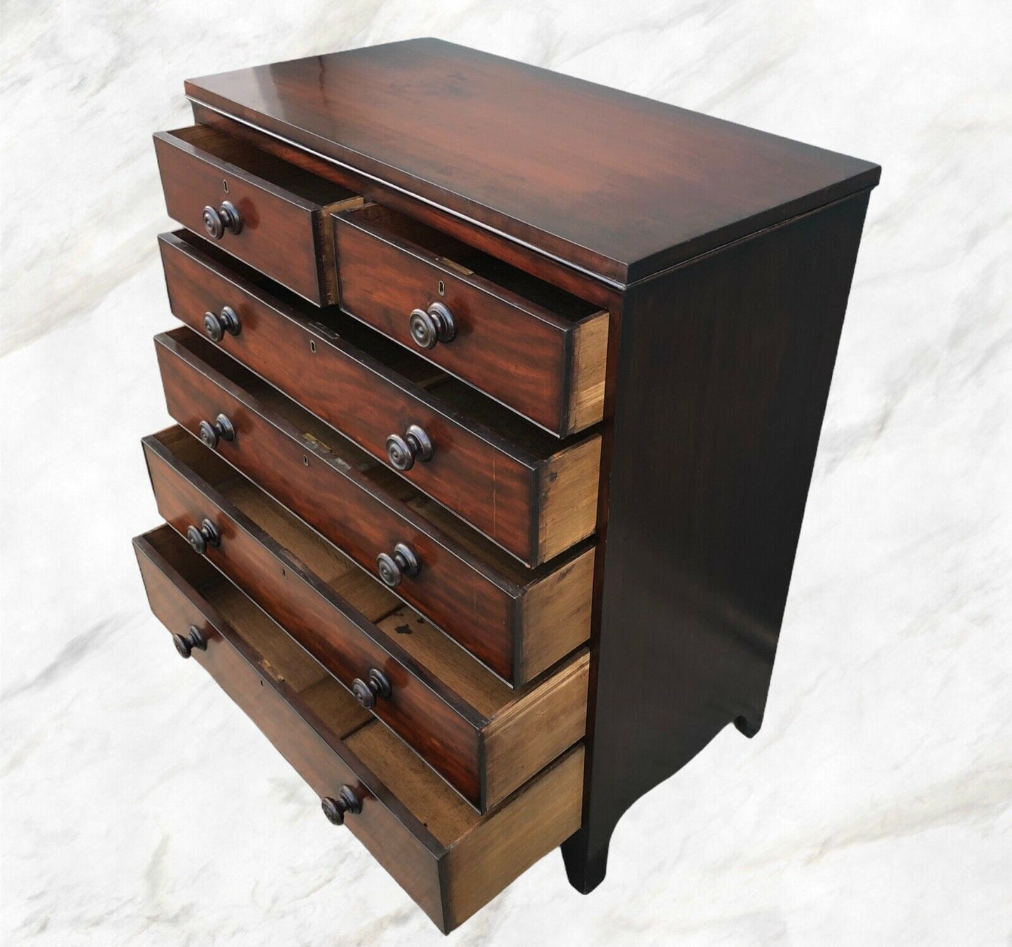 Stunning Regency Mahogany Chest Of Drawers / Antique Chest ( SOLD )