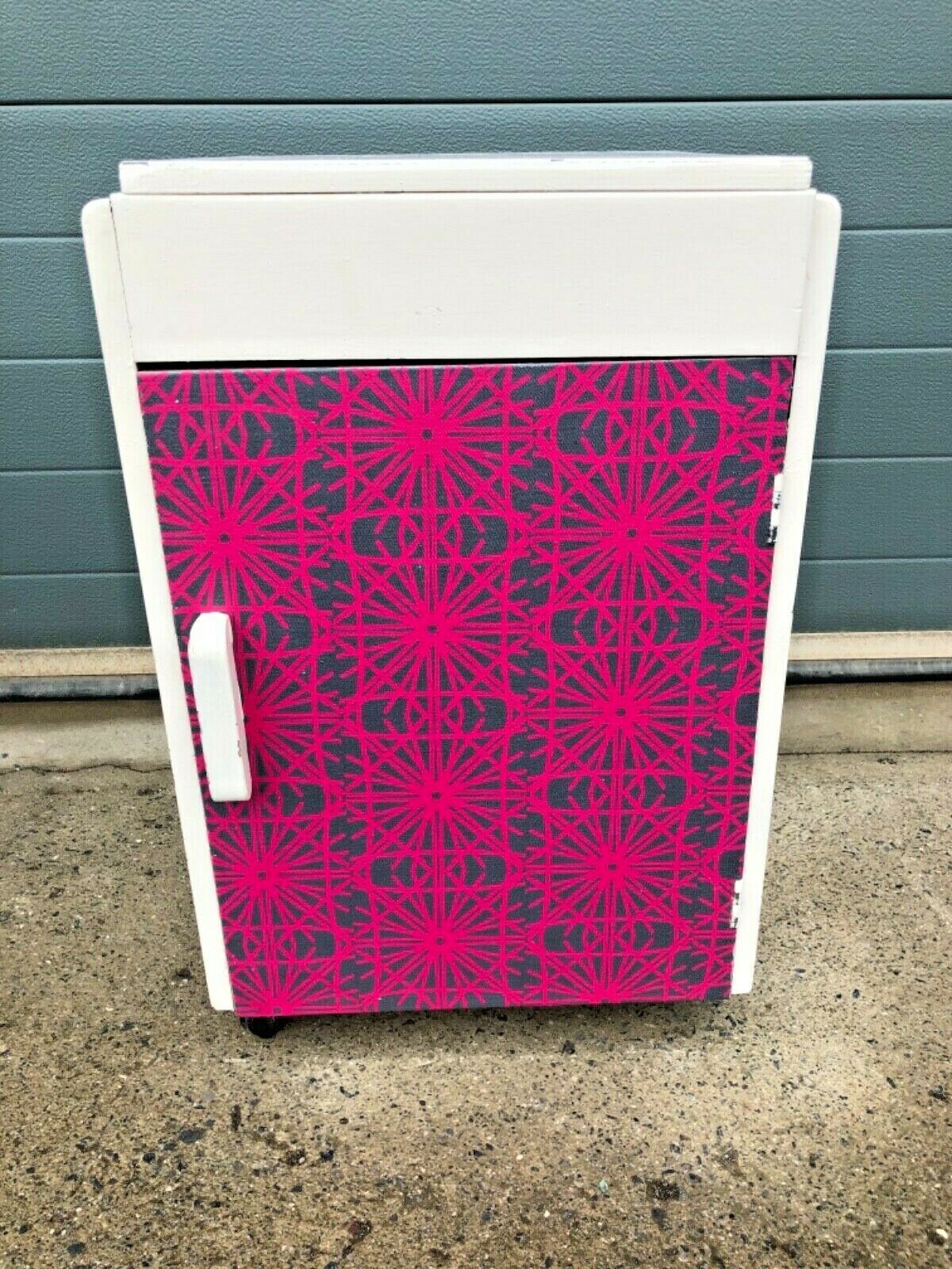 000996.....Unique Funky Pair Of Upcycled Bedside Cabinets / Bedside Lamp Tables