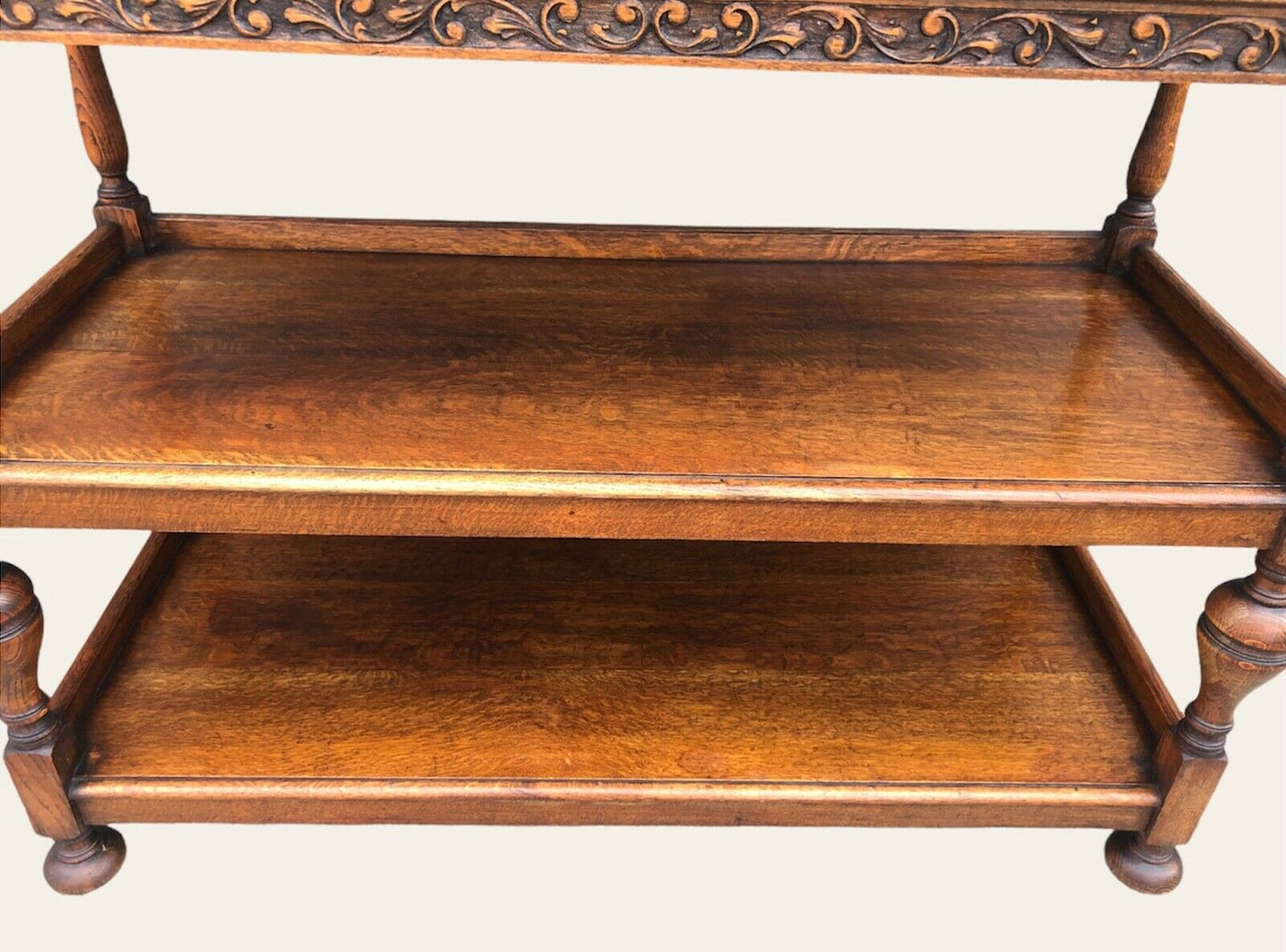 000971.....Stunning Carved Oak Antique Buffet / Sideboard ( sold )