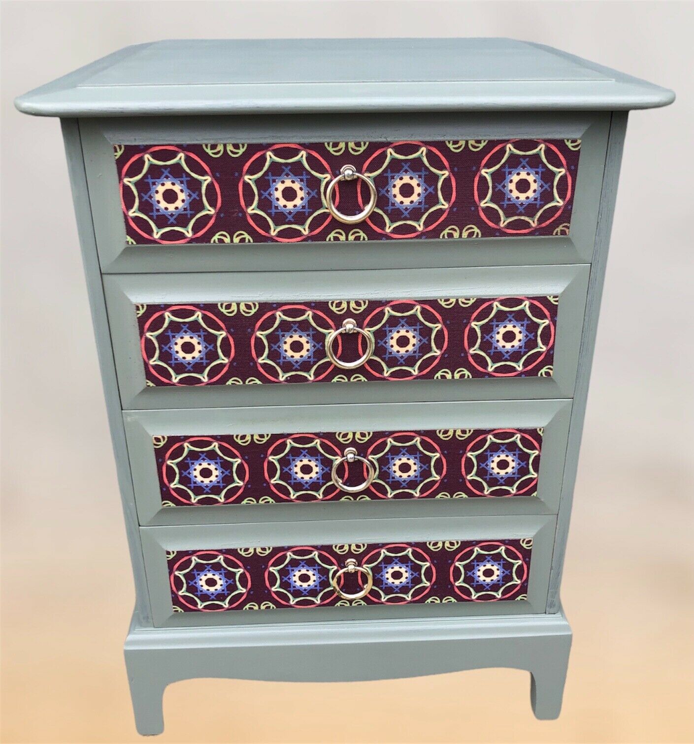 000969.....Stunning Pair Of Vintage Bedside Chests By Stag / Bedside Tables ( sold )