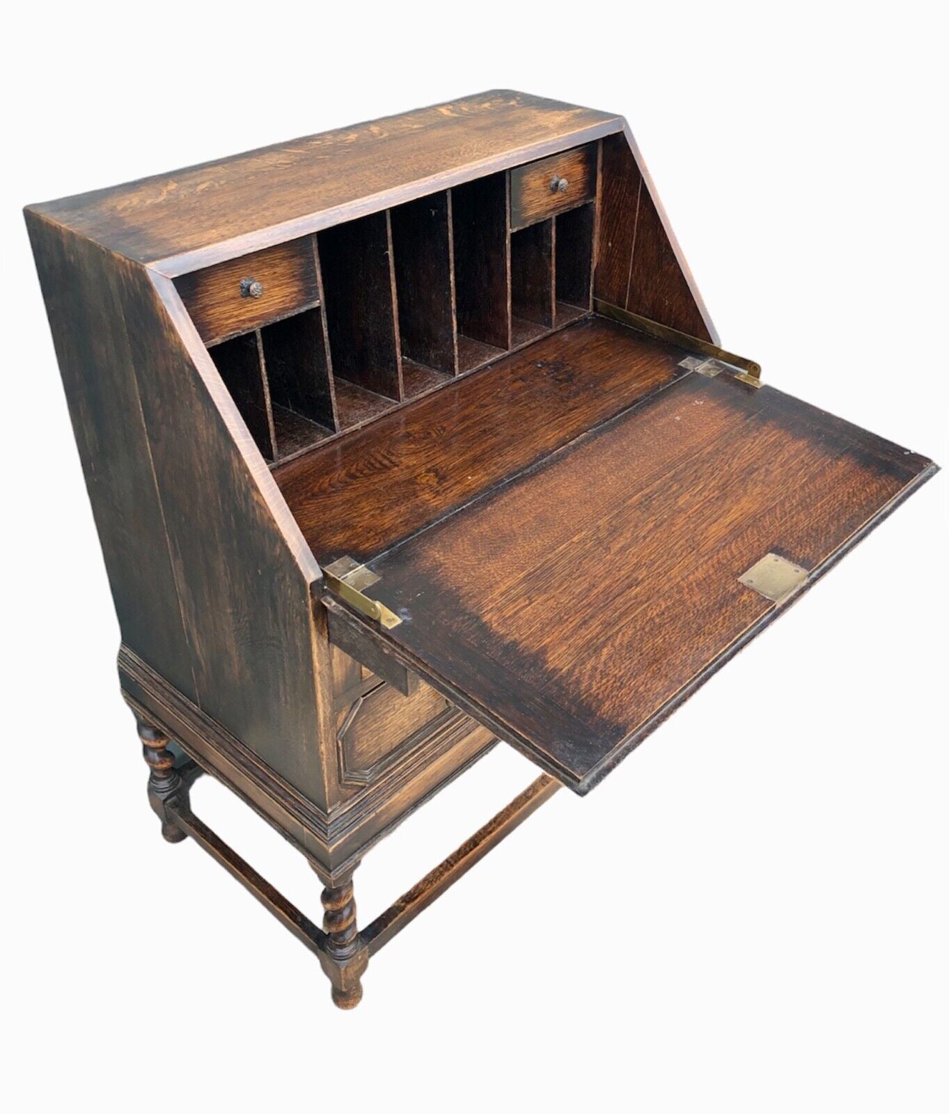 000935....Handsome Vintage Oak Bureau / Desk ( sold )