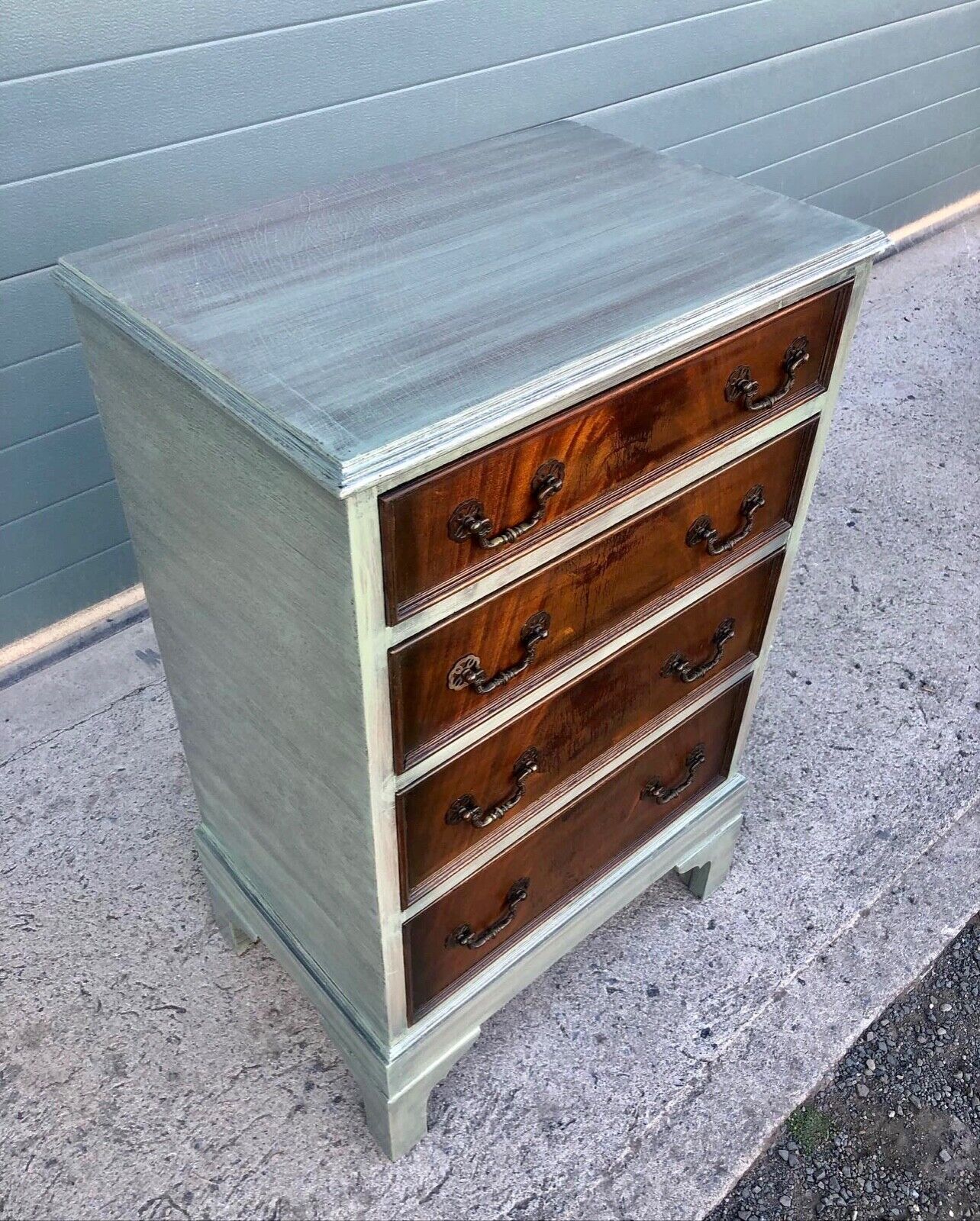 000949....Handsome Vintage Small Chest Of Drawers ( sold )