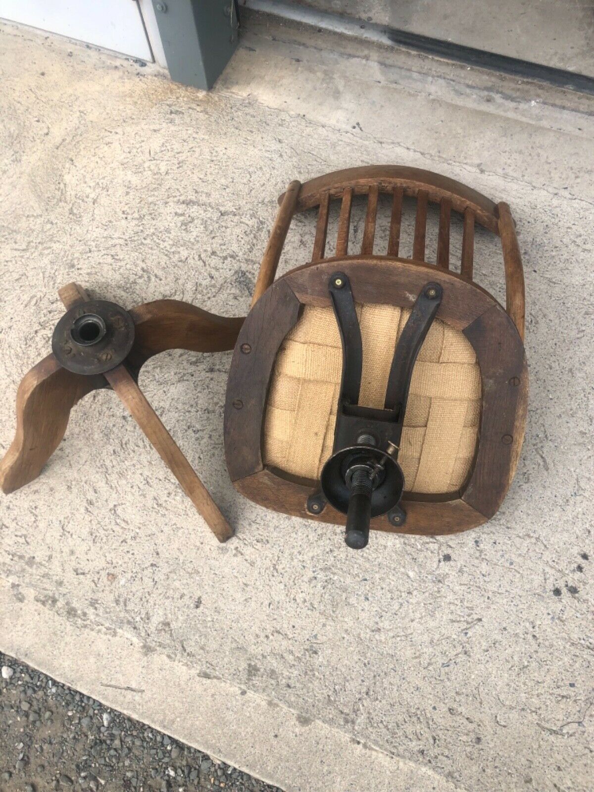 Vintage Revolving Oak Desk Chair ( SOLD )