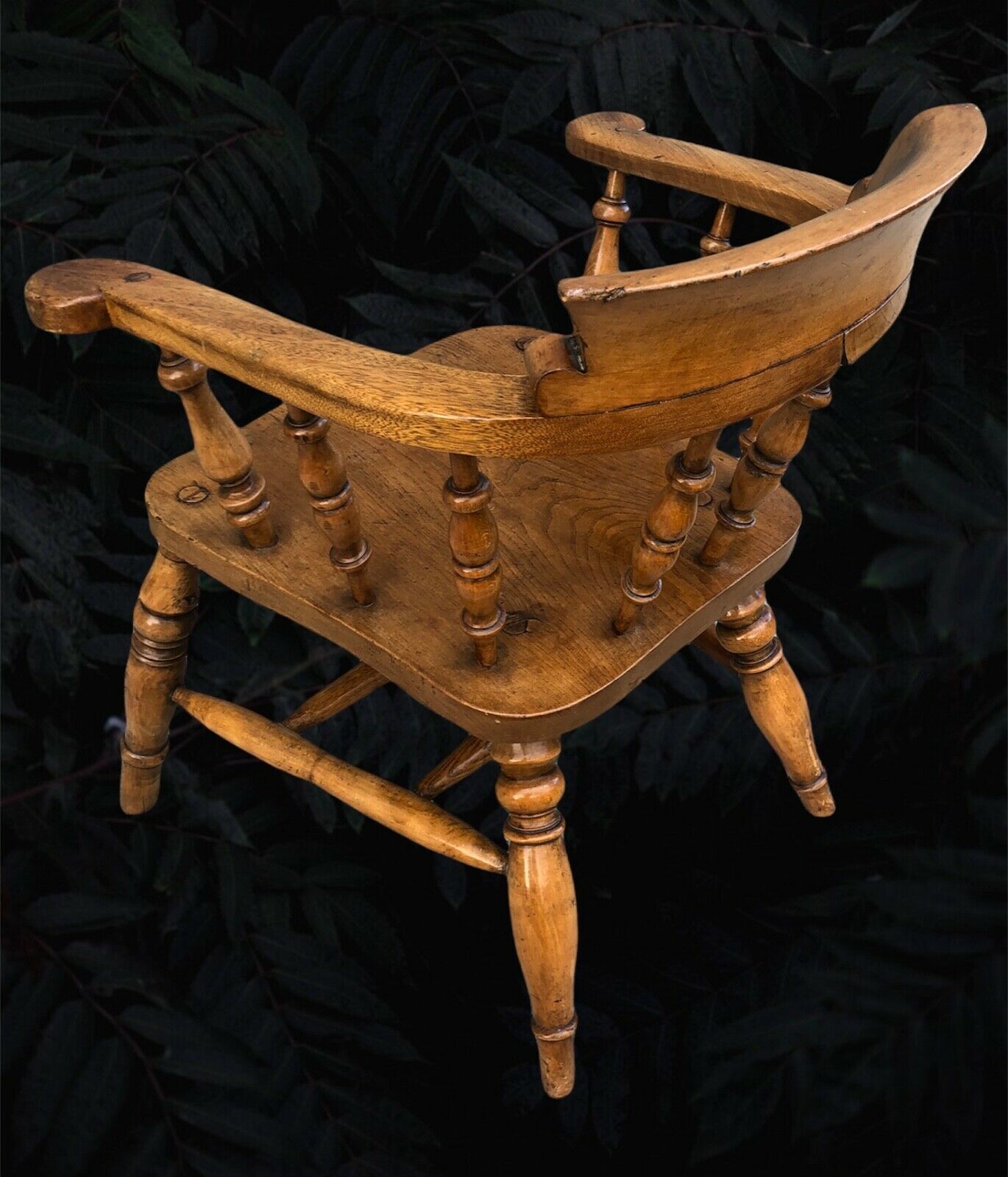 Stunning Handsome Antique Desk Chair / Smokers Bow ( SOLD )