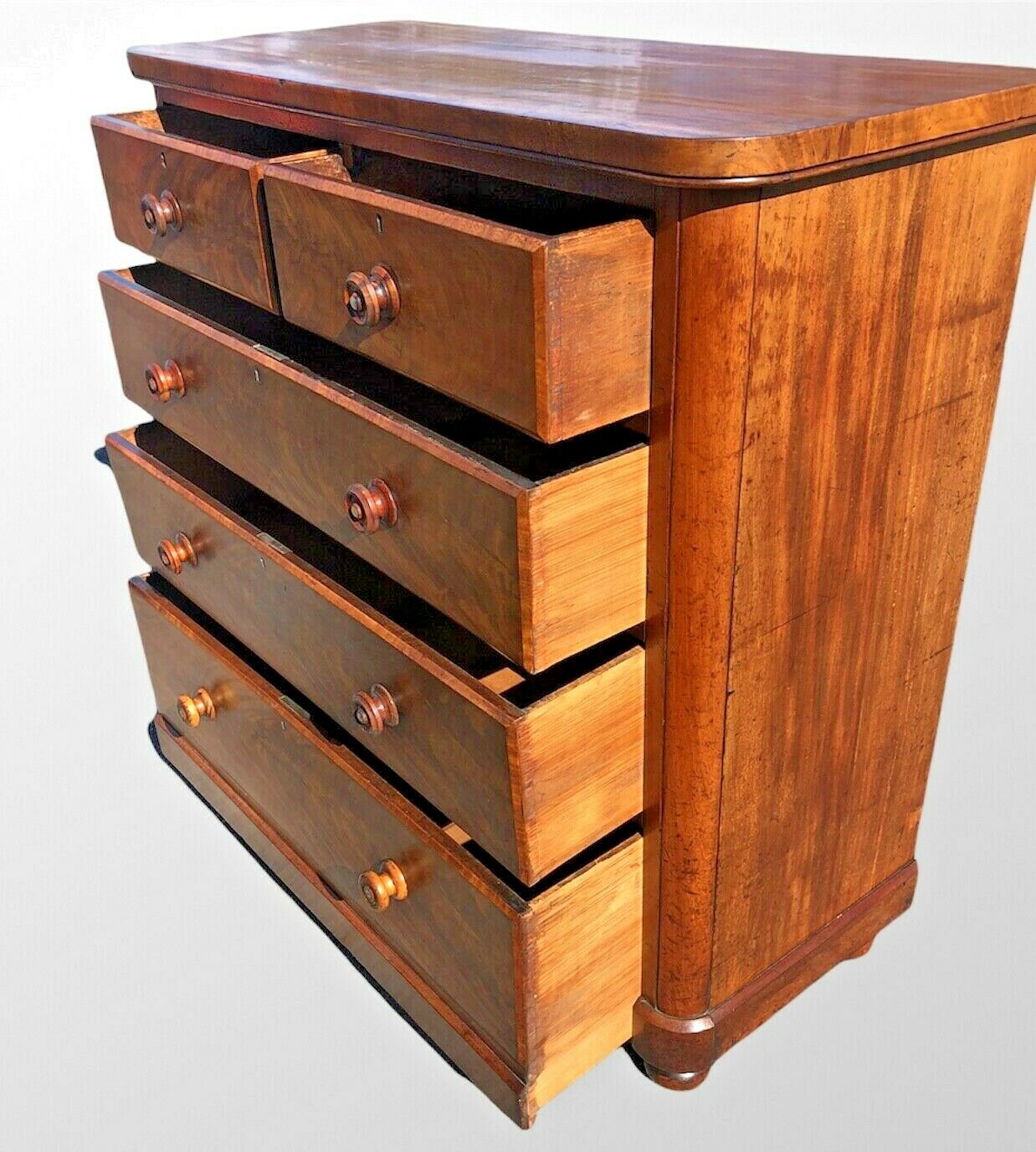Stunning Faded Flame Mahogany Large Antique Chest Of Drawers ( SOLD )