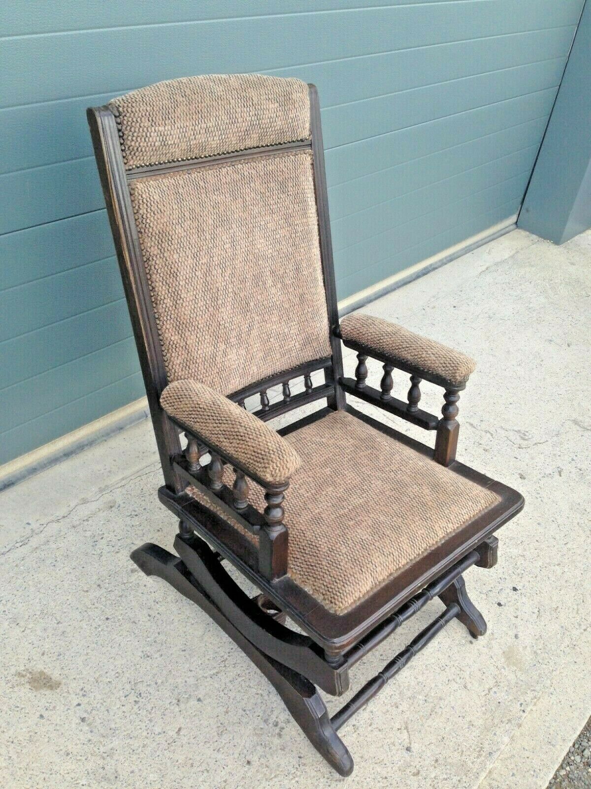 Old American Rocking Chair / Antique Rocking Chair SOLD