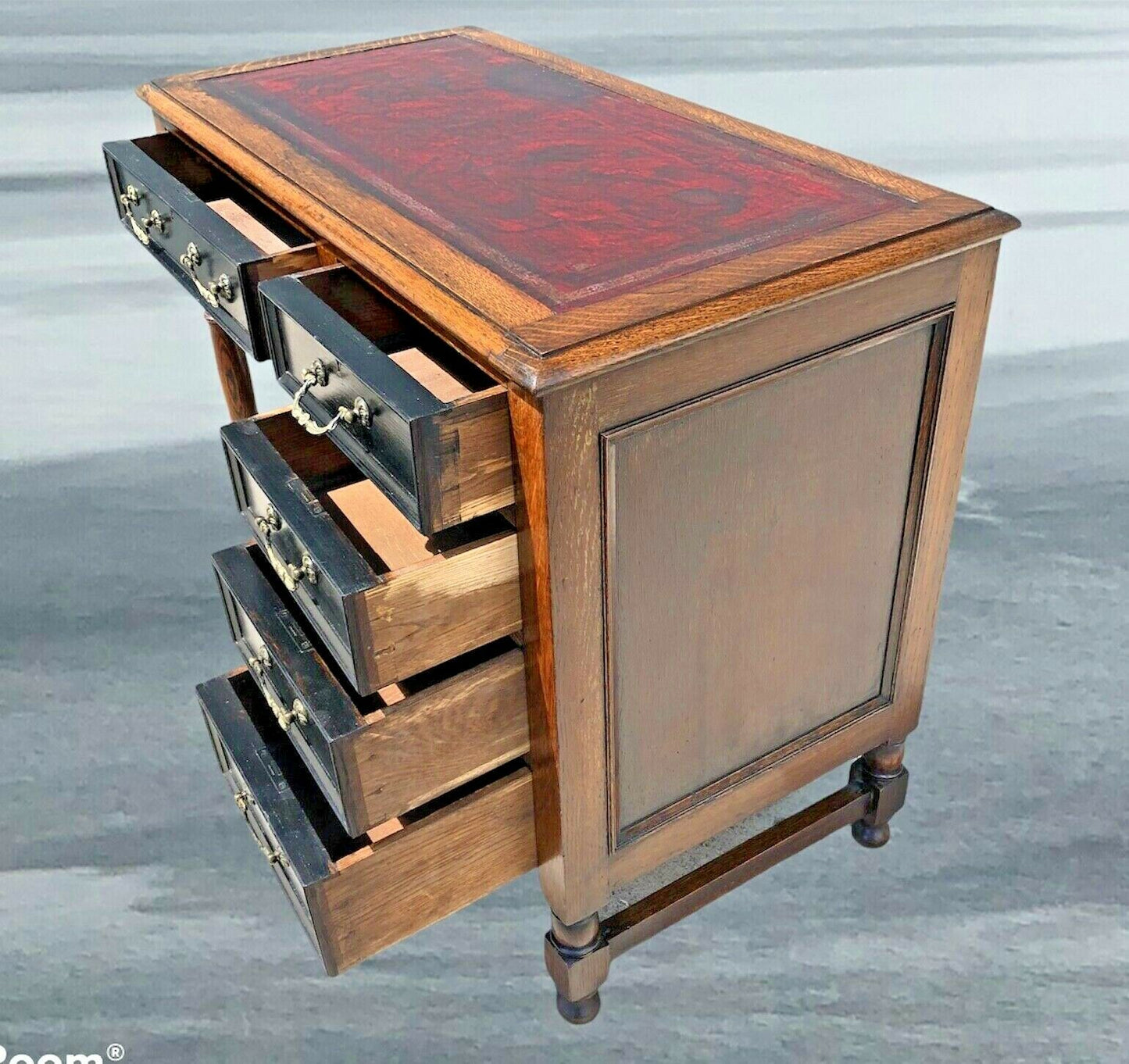 Antique Oak Single Pedestal Desk ( SOLD )