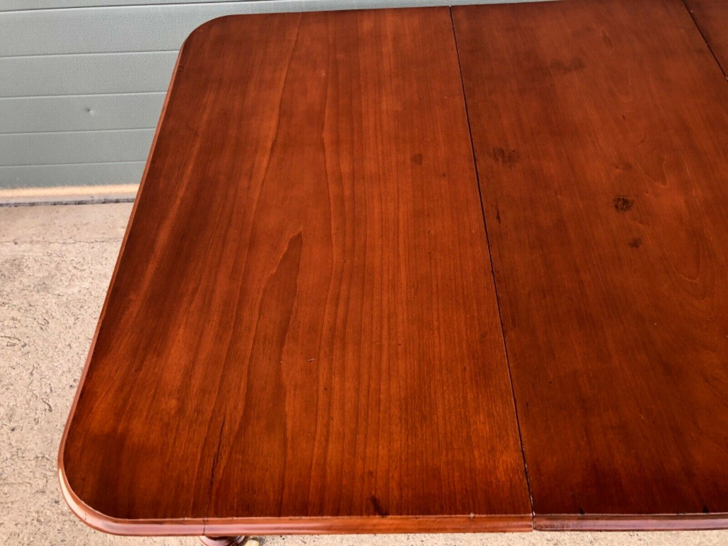 Antique Mahogany Extending Dining Table / Solid Mahogany Table ( SOLD )