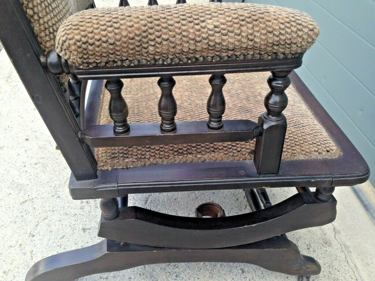 Old American Rocking Chair / Antique Rocking Chair SOLD