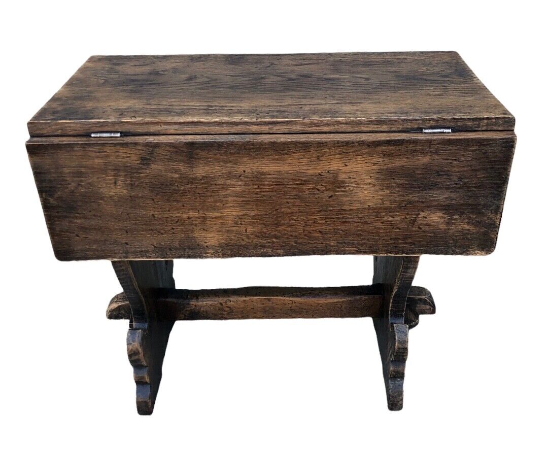 000942....Vintage Solid Oak Coffee Table (sold)