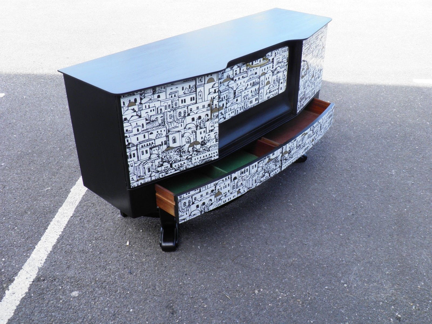 Fabulous Fornasetti Decoupage Vintage Art Deco Sideboard / Cocktail Cabinet