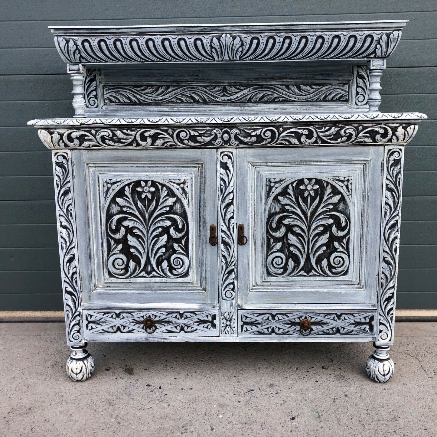 079....Stunning Antique Carved Oak Sideboard / Jacobean Style Court Cupboard ( Sold )