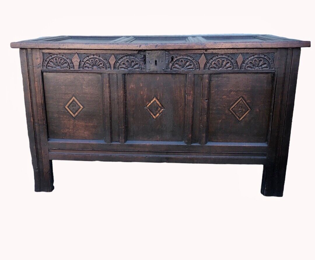 000936....Handsome Antique Oak Coffer / Storage Chest