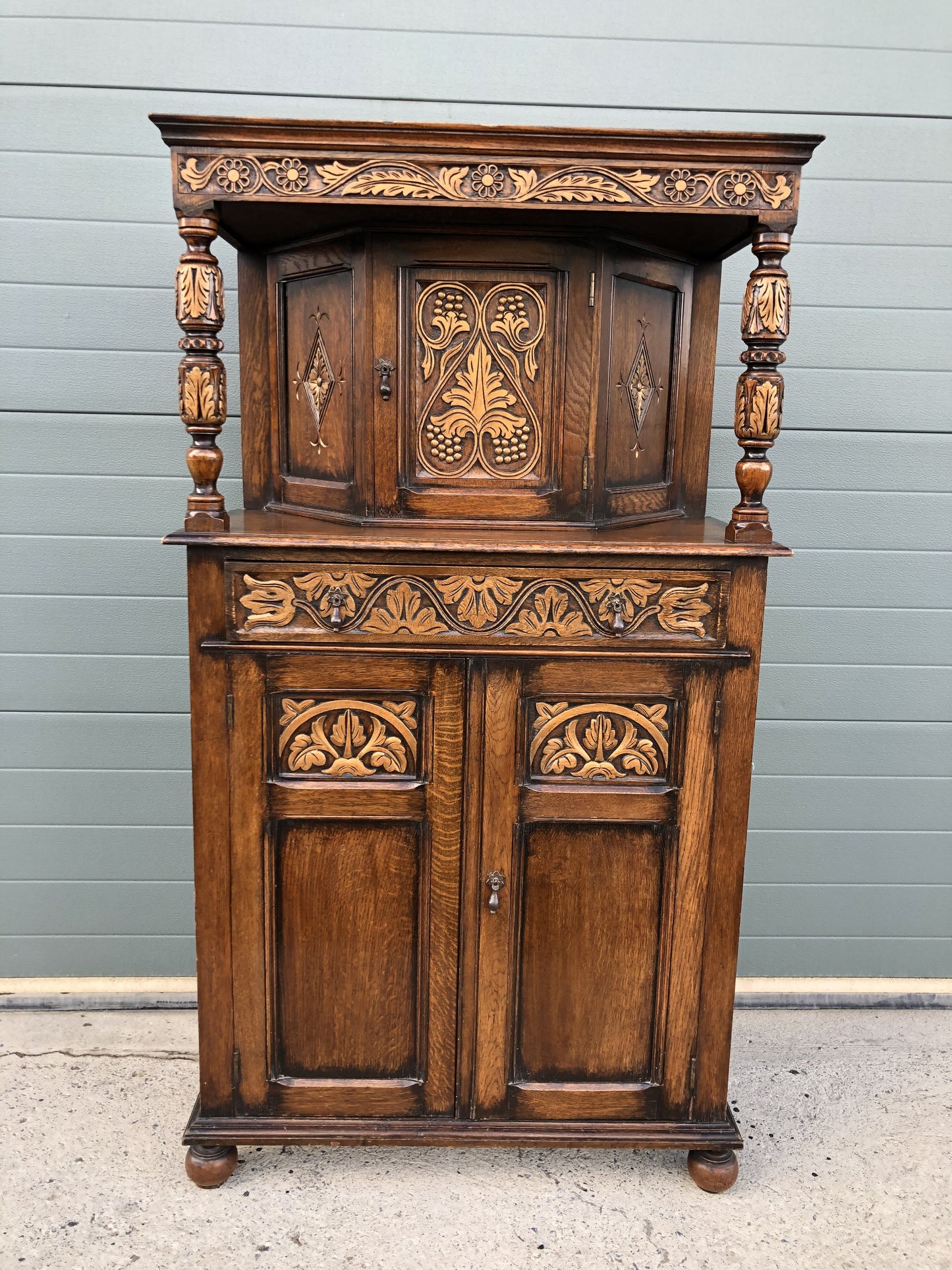 Stunning Carved Oak Sideboard/ Court Cupboard SOLD