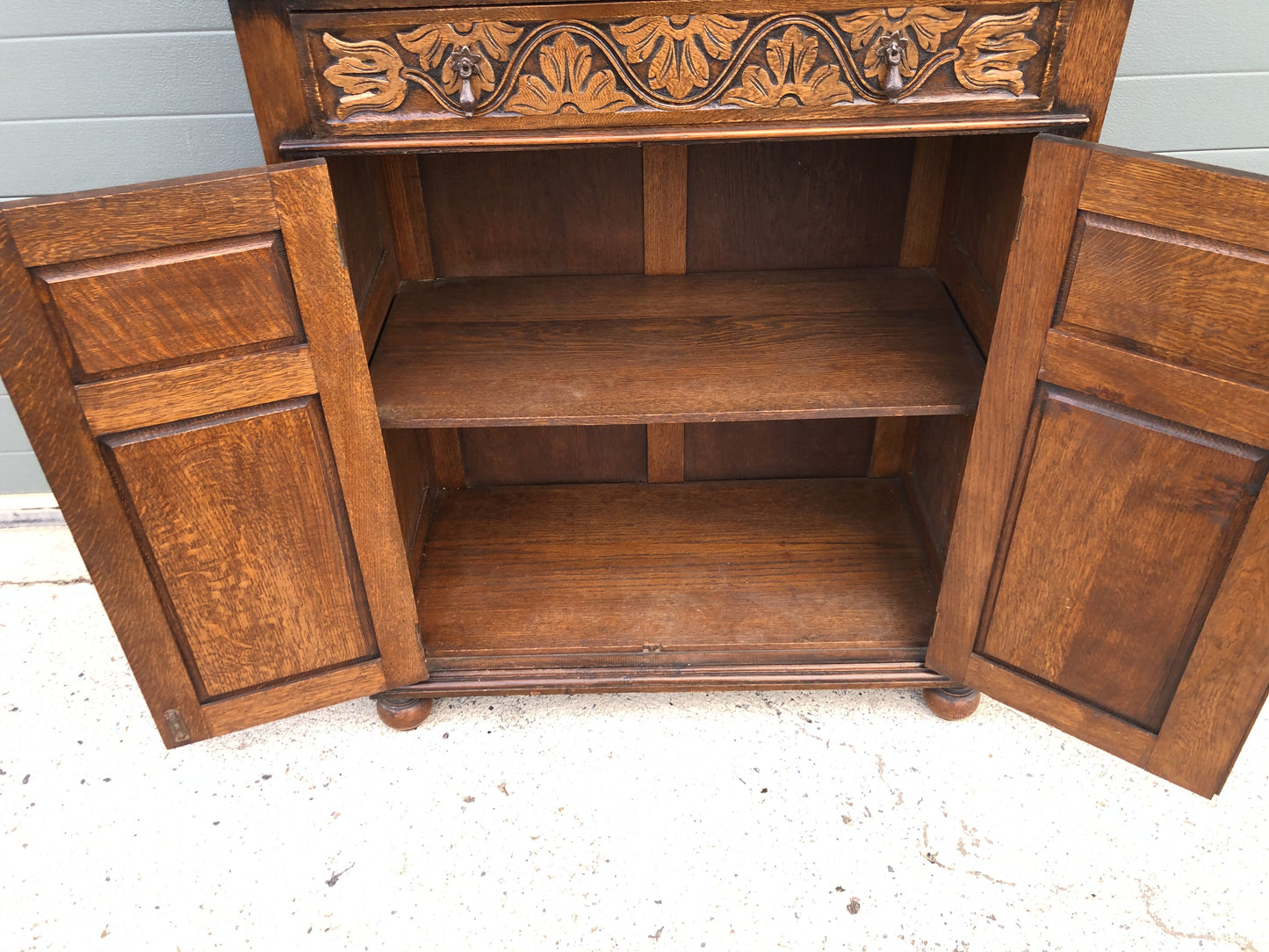 Stunning Carved Oak Sideboard/ Court Cupboard SOLD
