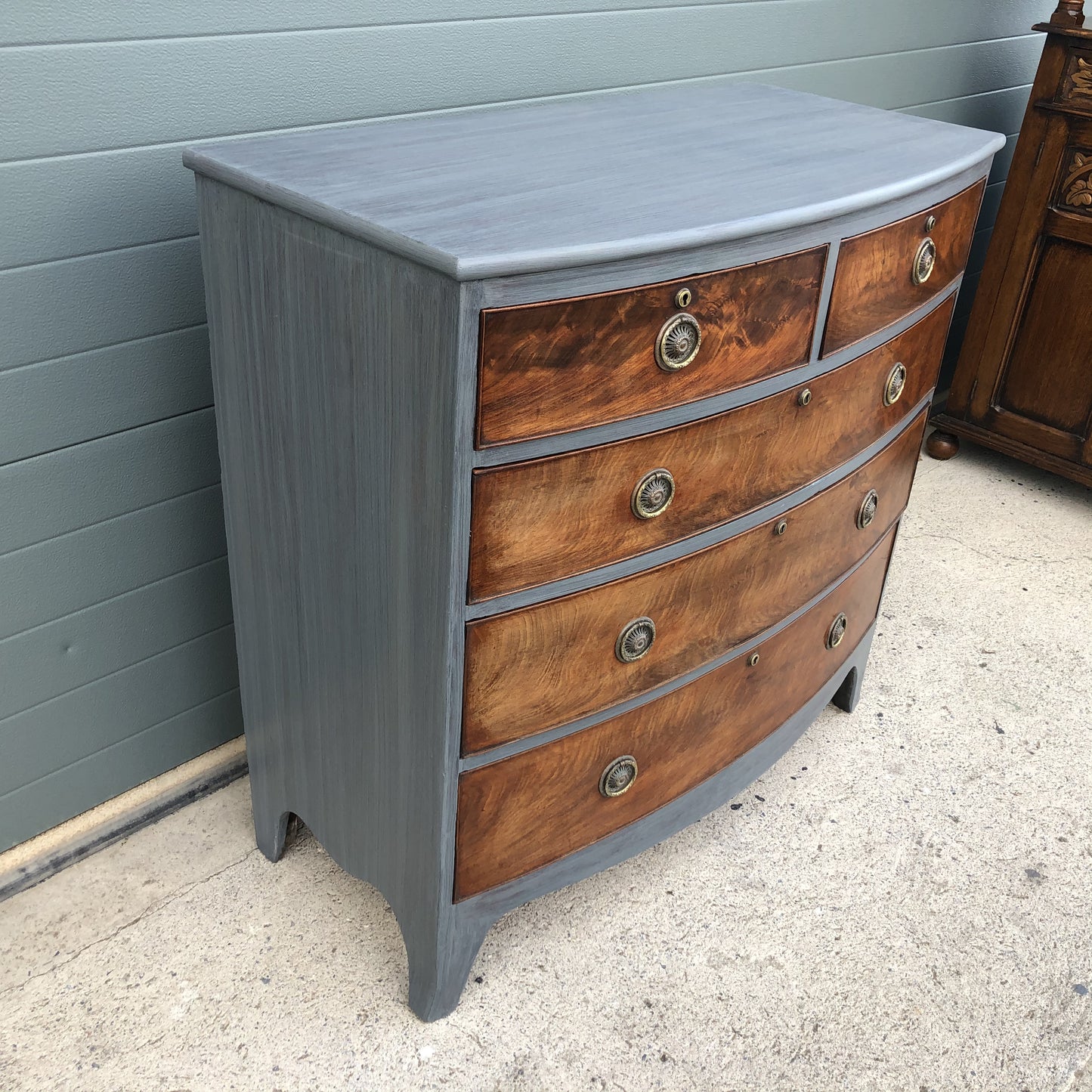 Stunning Regency Bow Front Chest Of Drawers (SOLD )