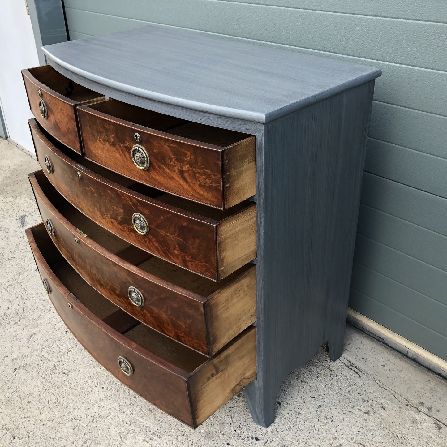 Stunning Regency Bow Front Chest Of Drawers (SOLD )