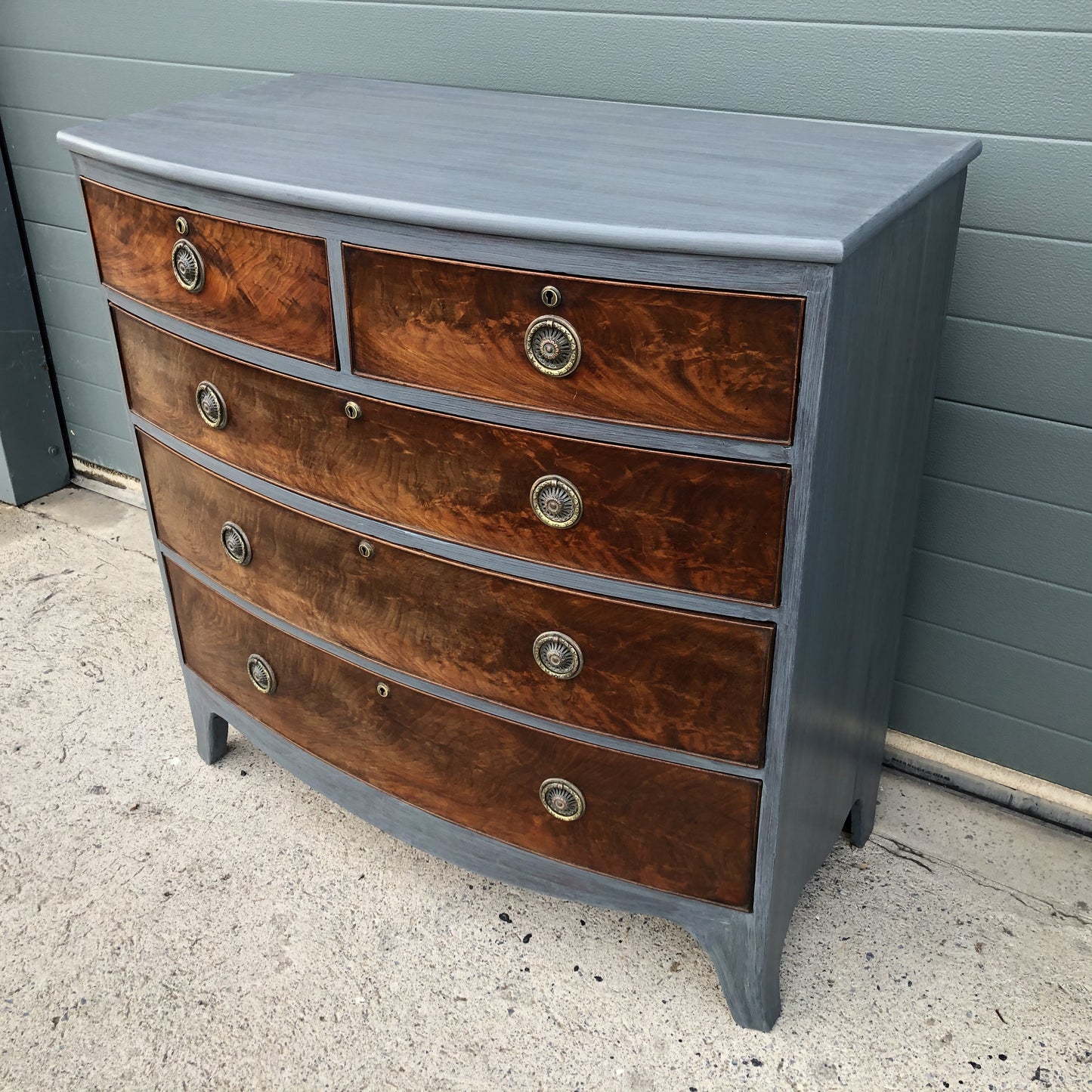 Stunning Regency Bow Front Chest Of Drawers (SOLD )