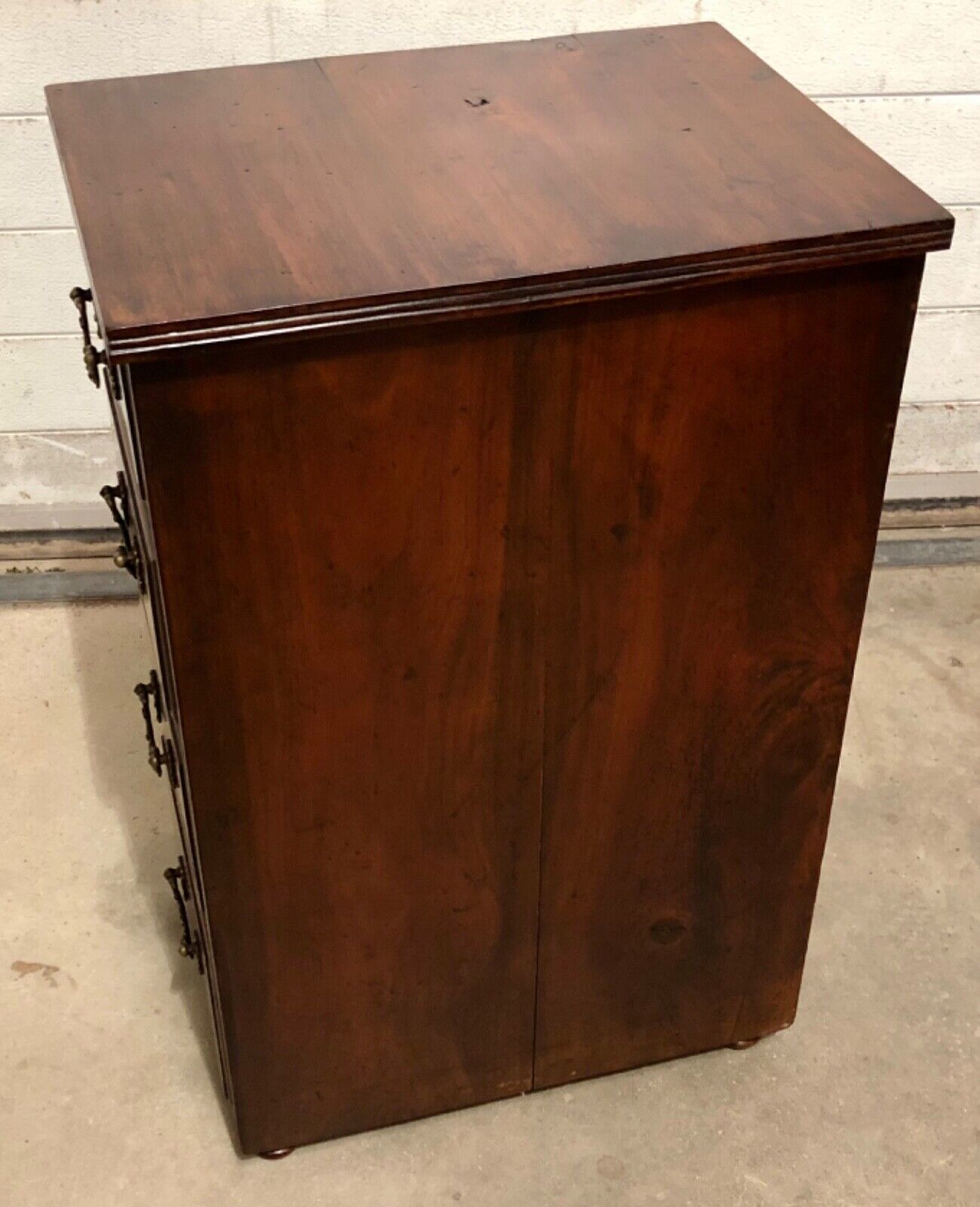 000821.....Handsome Antique Walnut Bedside Chest / Small Chest Of Drawers
