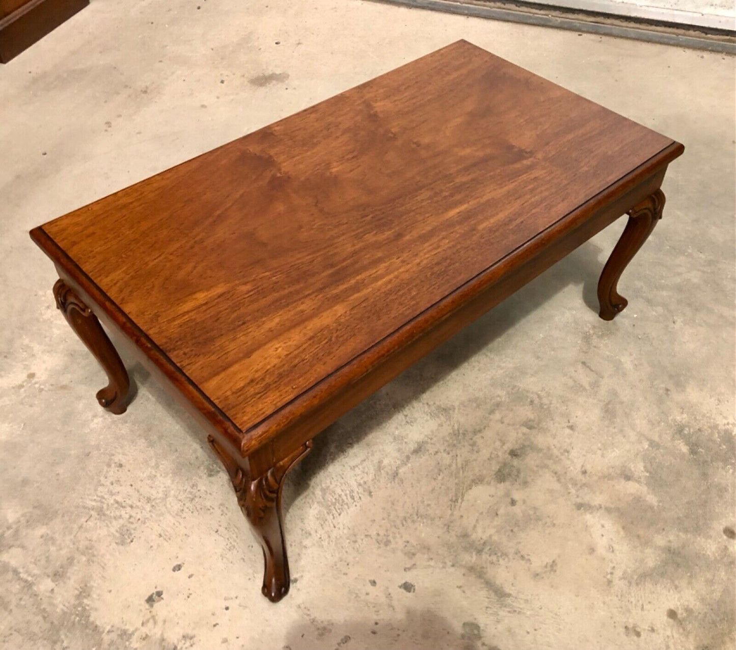 000848....Handsome Vintage Solid Mahogany Coffee Table ( sold )